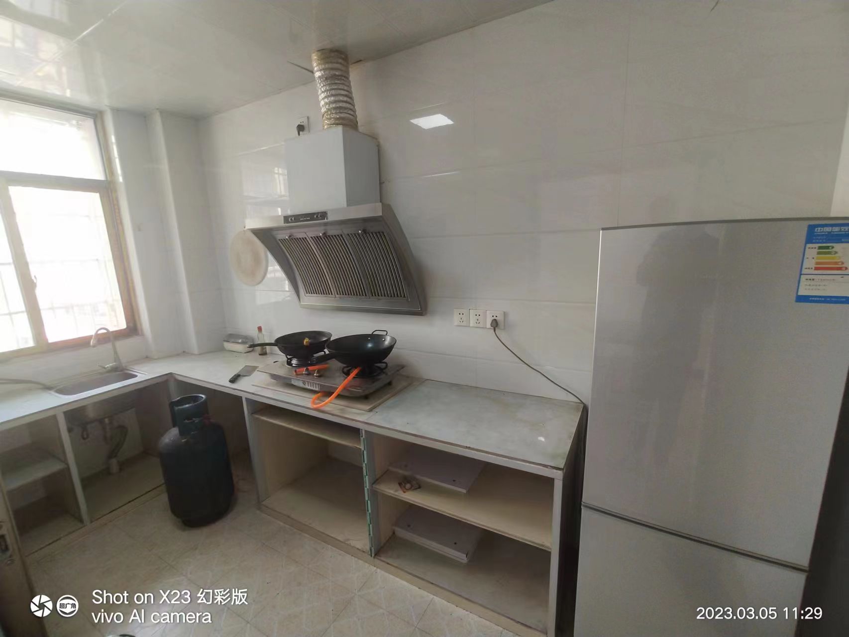 长湖小区  2室2厅1卫   1300.00元/月室内图
