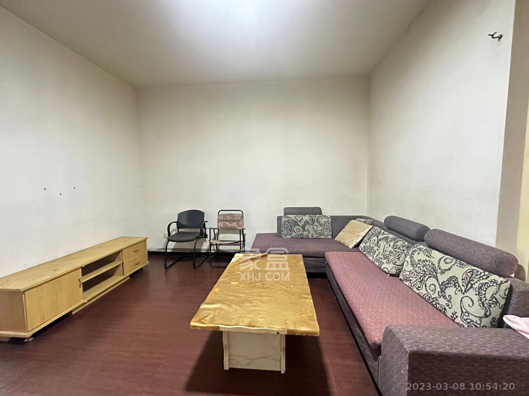 中南汽车世界  2室2厅1卫   1100.00元/月室内图