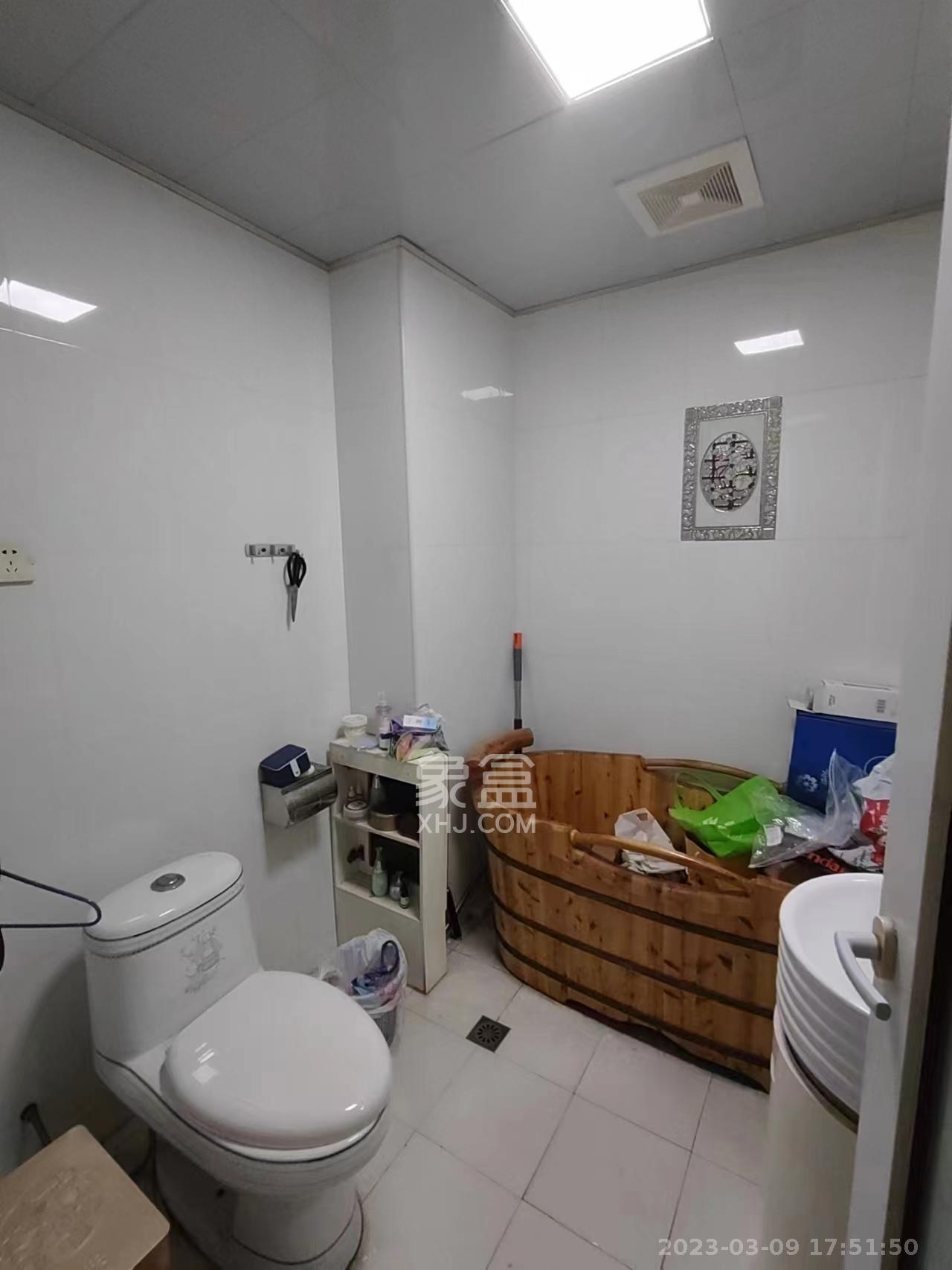 楚天馨苑  3室2厅1卫   2300.00元/月室内图