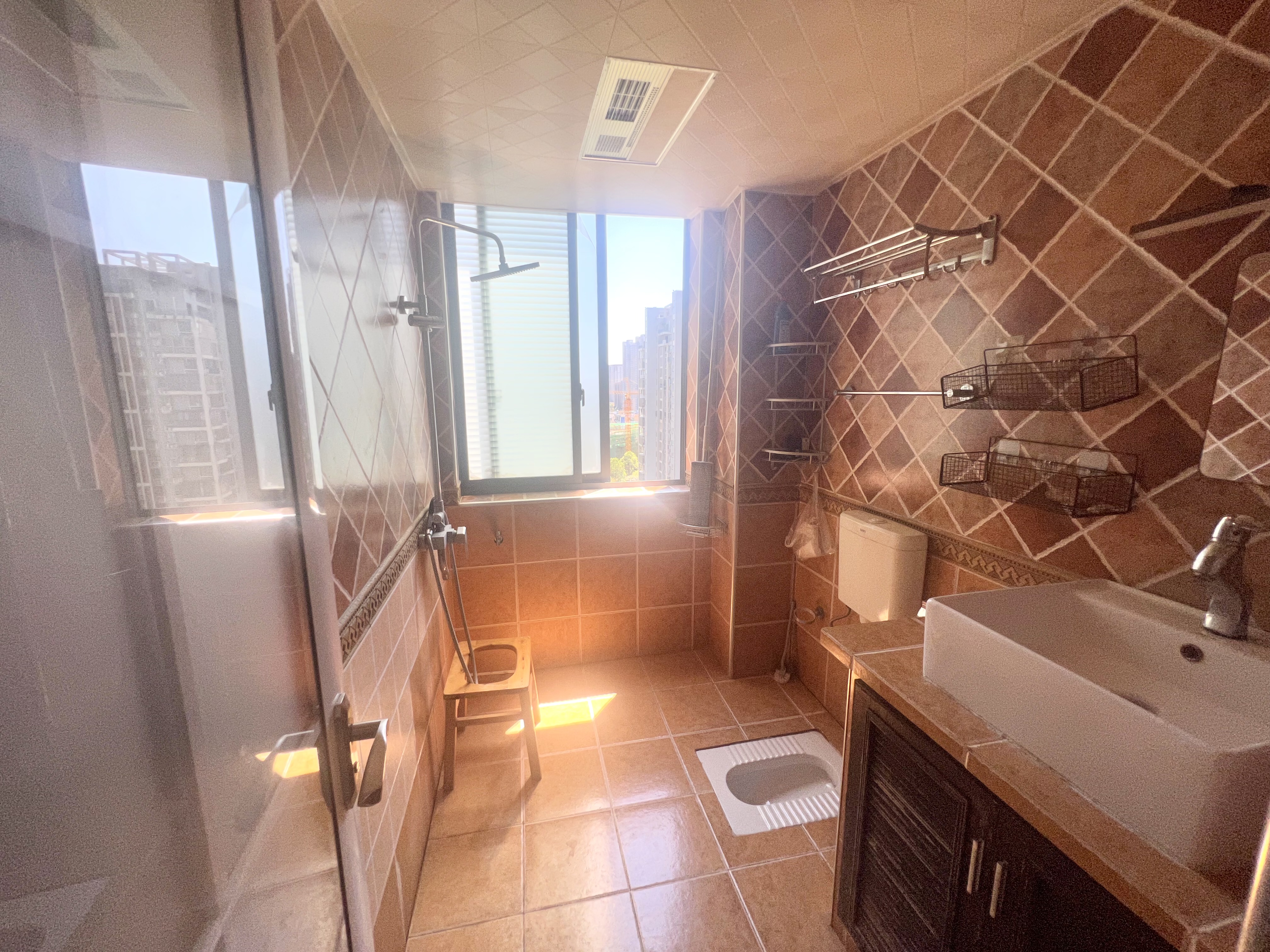 九华新城 3室2厅1卫 58.80万 九华新城 3室2厅1卫 58.80万客厅