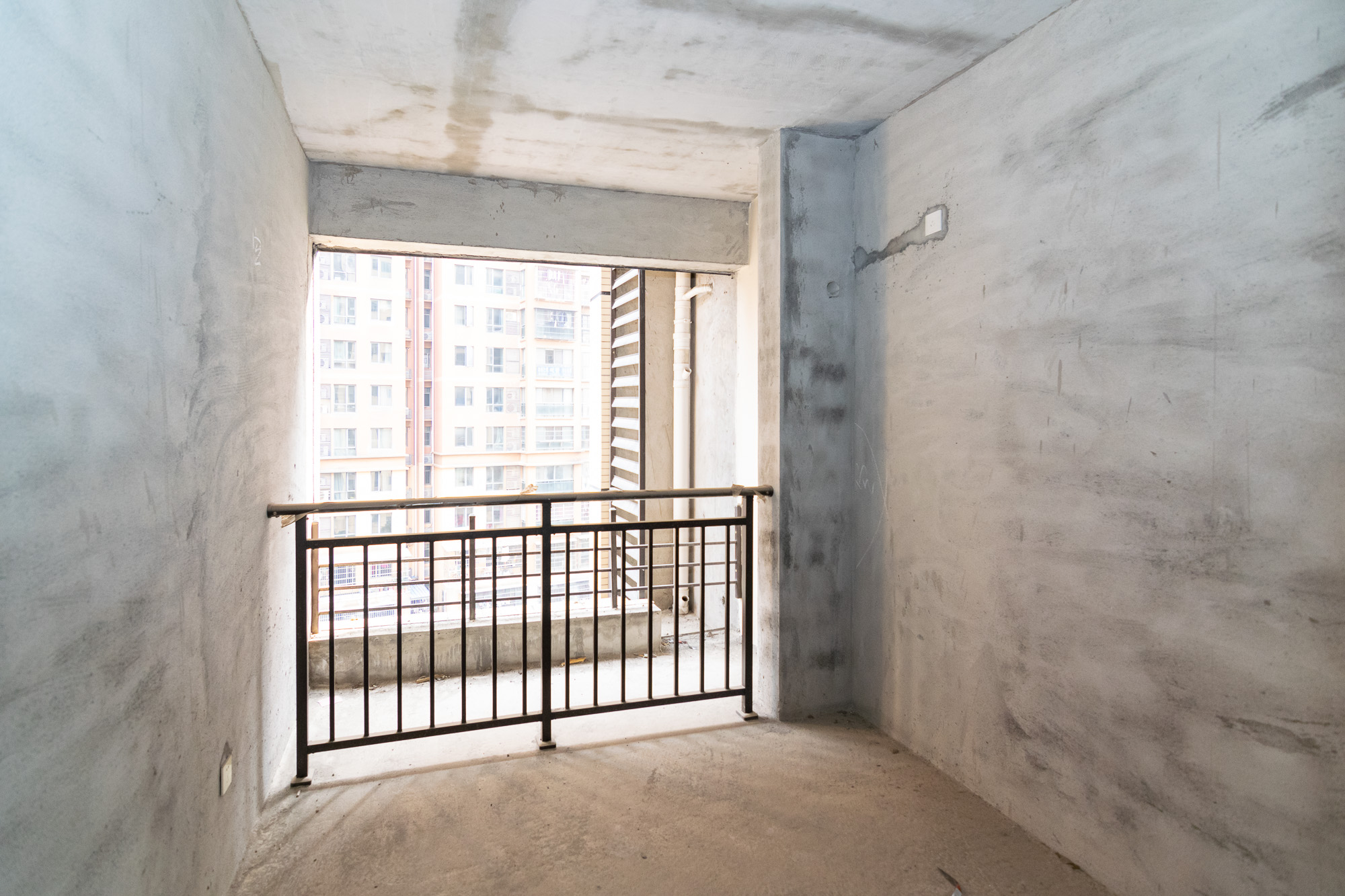 乾源国际 3室2厅2卫 62.00万 乾源国际 3室2厅2卫 62.00万卧室