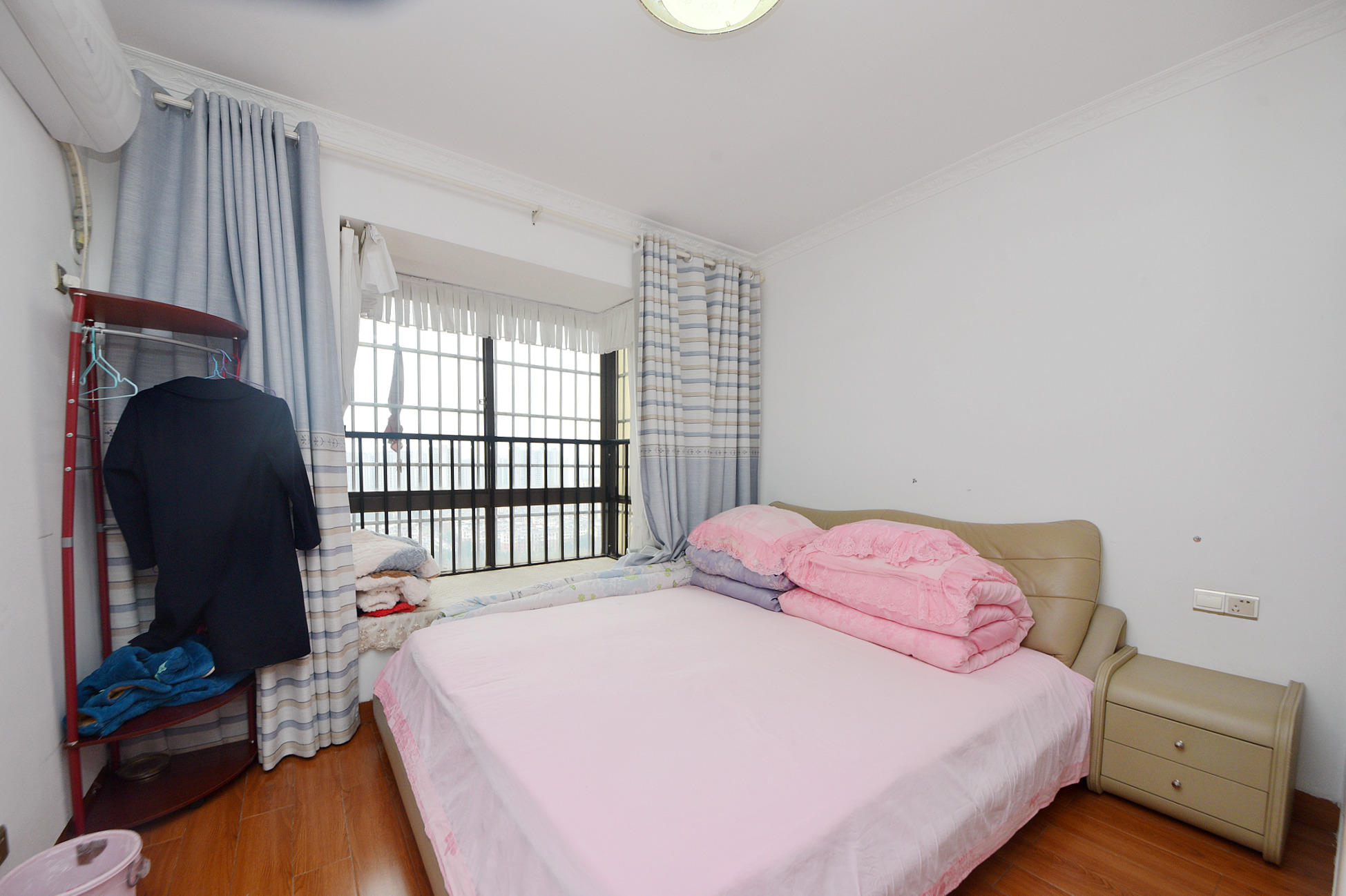 钱隆樽品(一、二、三期)  3室2厅2卫    125.0万卧室