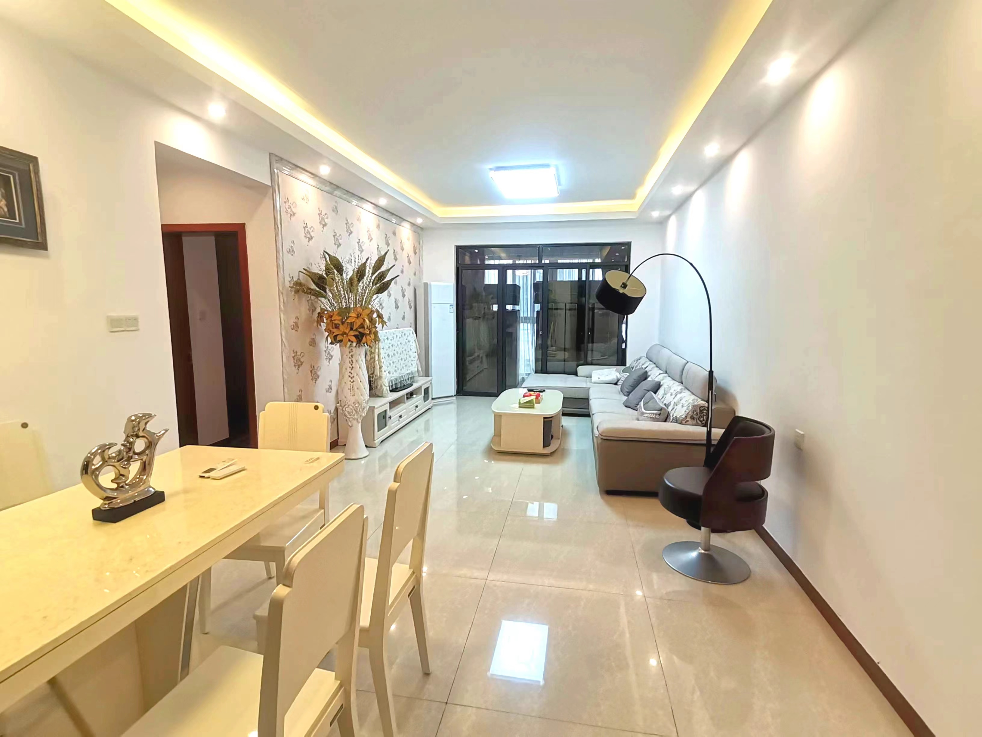 经世龙城 2室1厅1卫 68.0万 经世龙城 2室1厅1卫 68.0万室内图