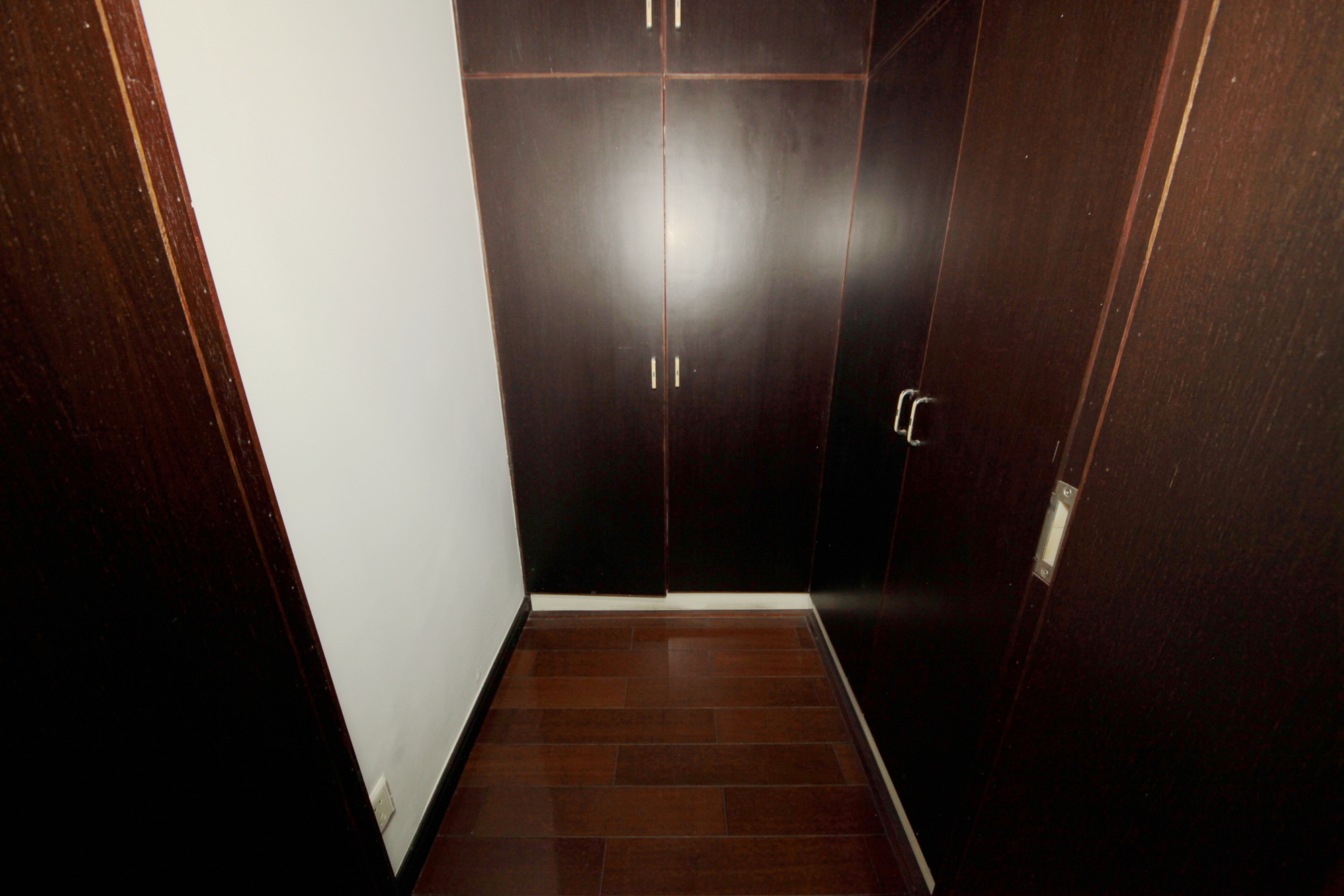 山水人家三期  4室2厅2卫    90.0万其他