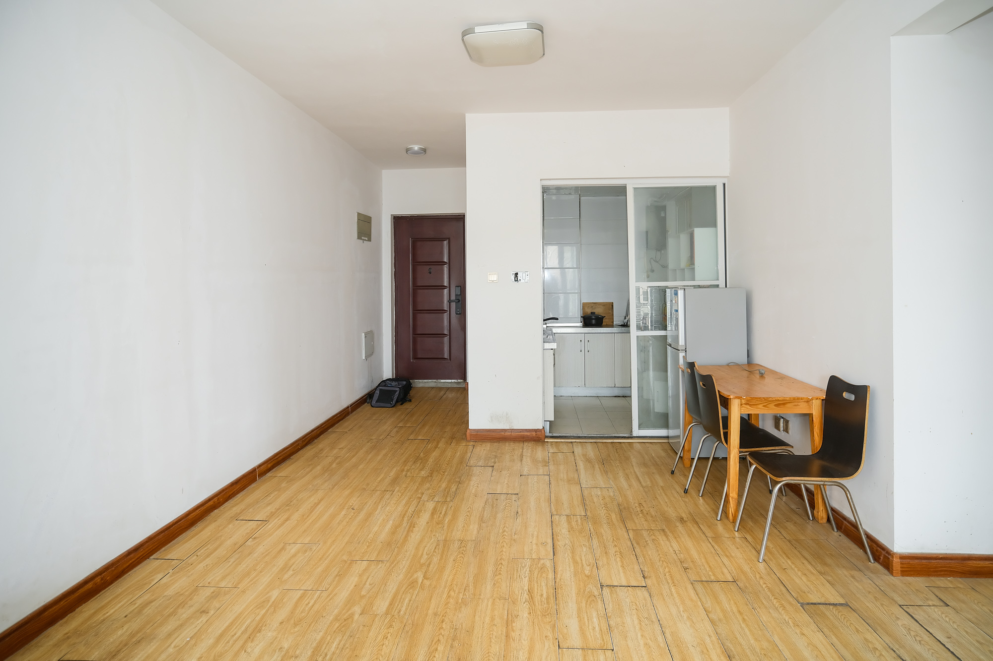 金科时代中心  3室2厅2卫   80.00万客厅