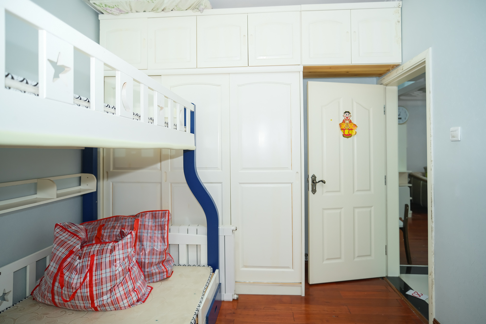 尚都花园城 2室2厅1卫 66.80万 尚都花园城 2室2厅1卫 66.80万卧室