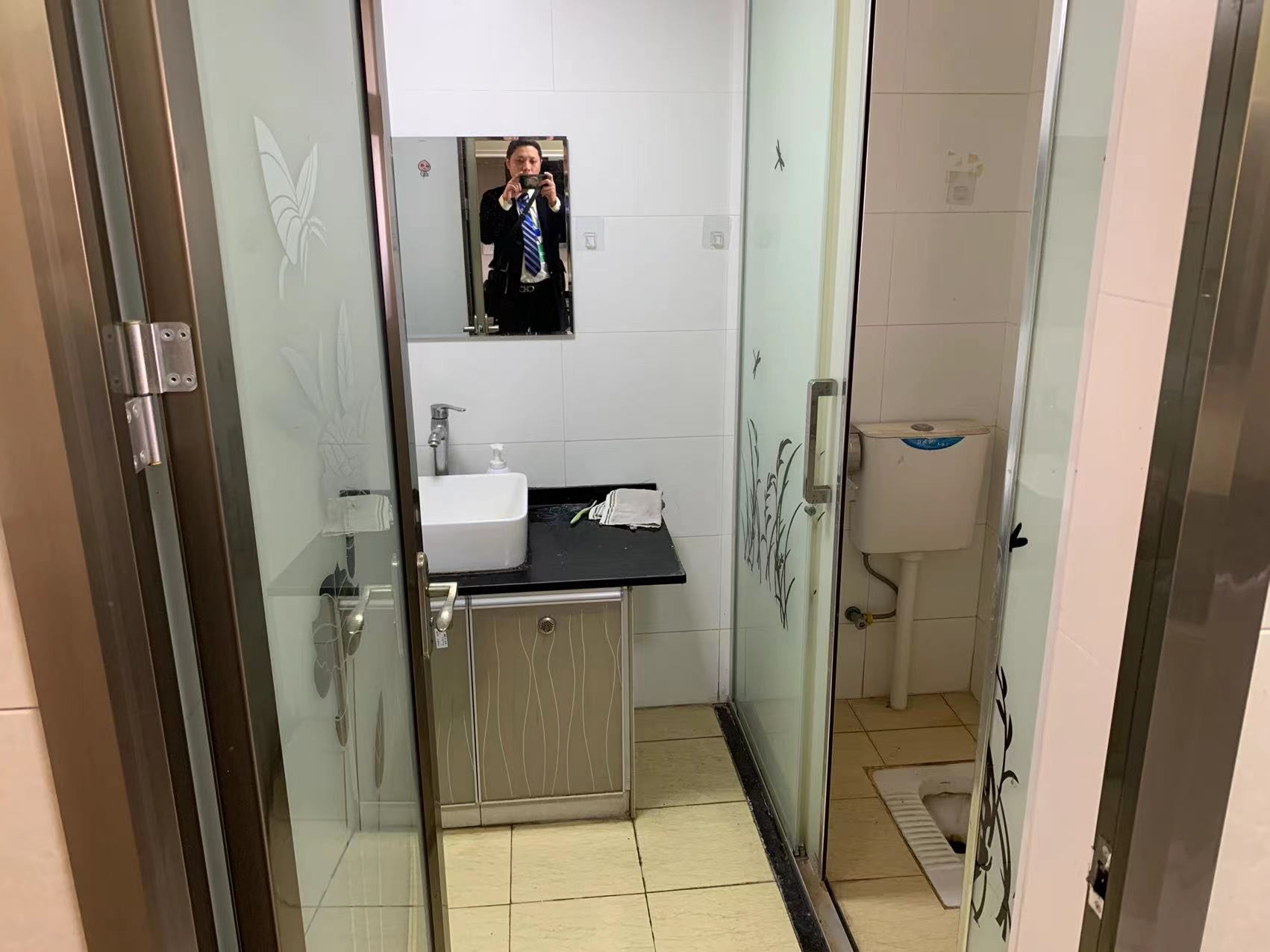 佳兆业金域天下三期 1室1厅1卫 19.80万 佳兆业金域天下三期 1室1厅1卫 19.80万室内图