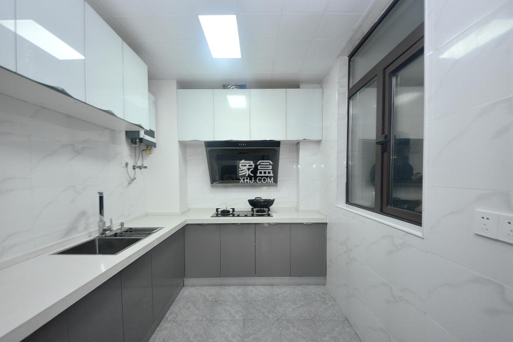 中建江山壹號(hào)  4室2廳2衛(wèi)   449.80萬(wàn)