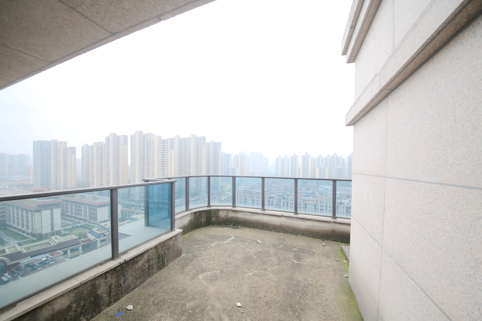 明昇壹城（明昇时代广场）一期  4室2厅2卫    418.0万其他