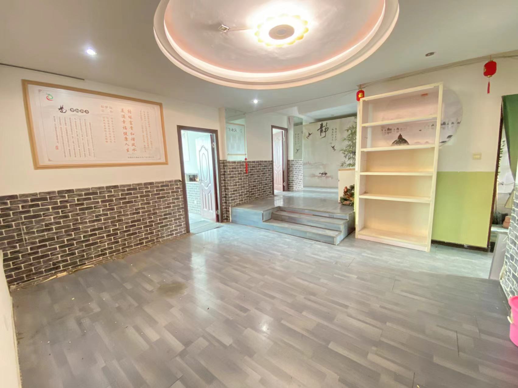 亚都花园 4室2厅2卫 65.00万 亚都花园 4室2厅2卫 65.00万室内图