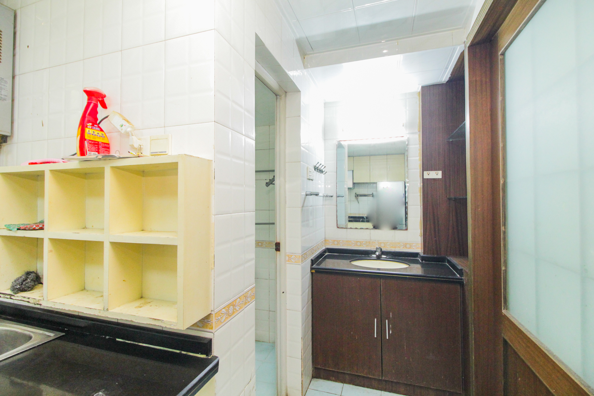 新点苑  4室2厅2卫    101.0万卧室