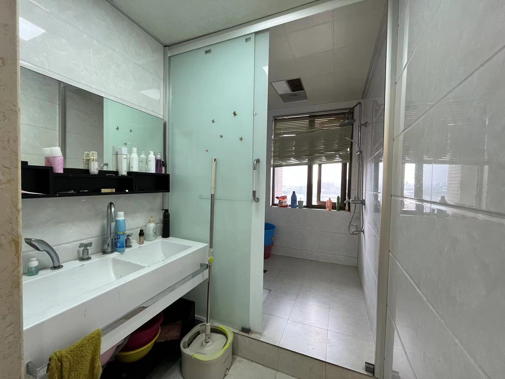 凯旋名门人民中路1006号 3室2厅2卫 82.00万 凯旋名门人民中路1006号 3室2厅2卫 82.00万室内图