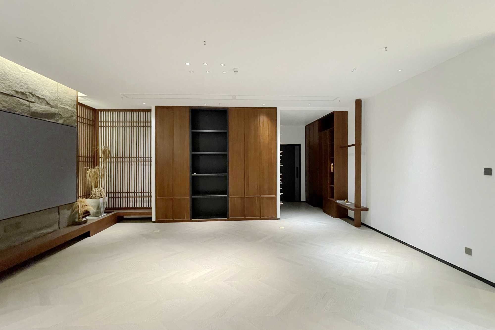汇景发展环球中心  1室1厅1卫   130.00万其他