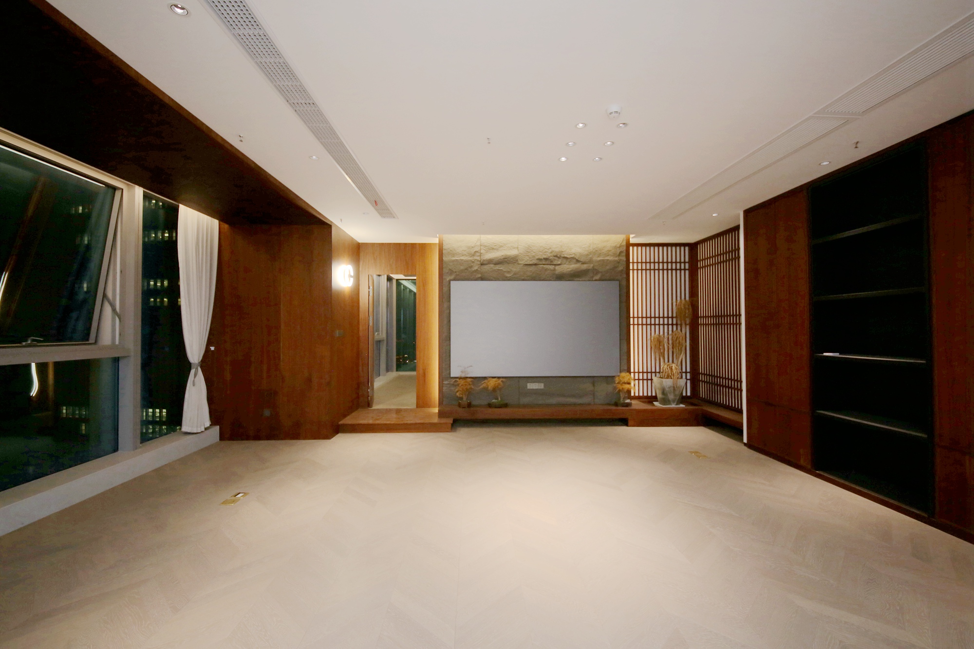 汇景发展环球中心  1室1厅1卫   130.00万其他