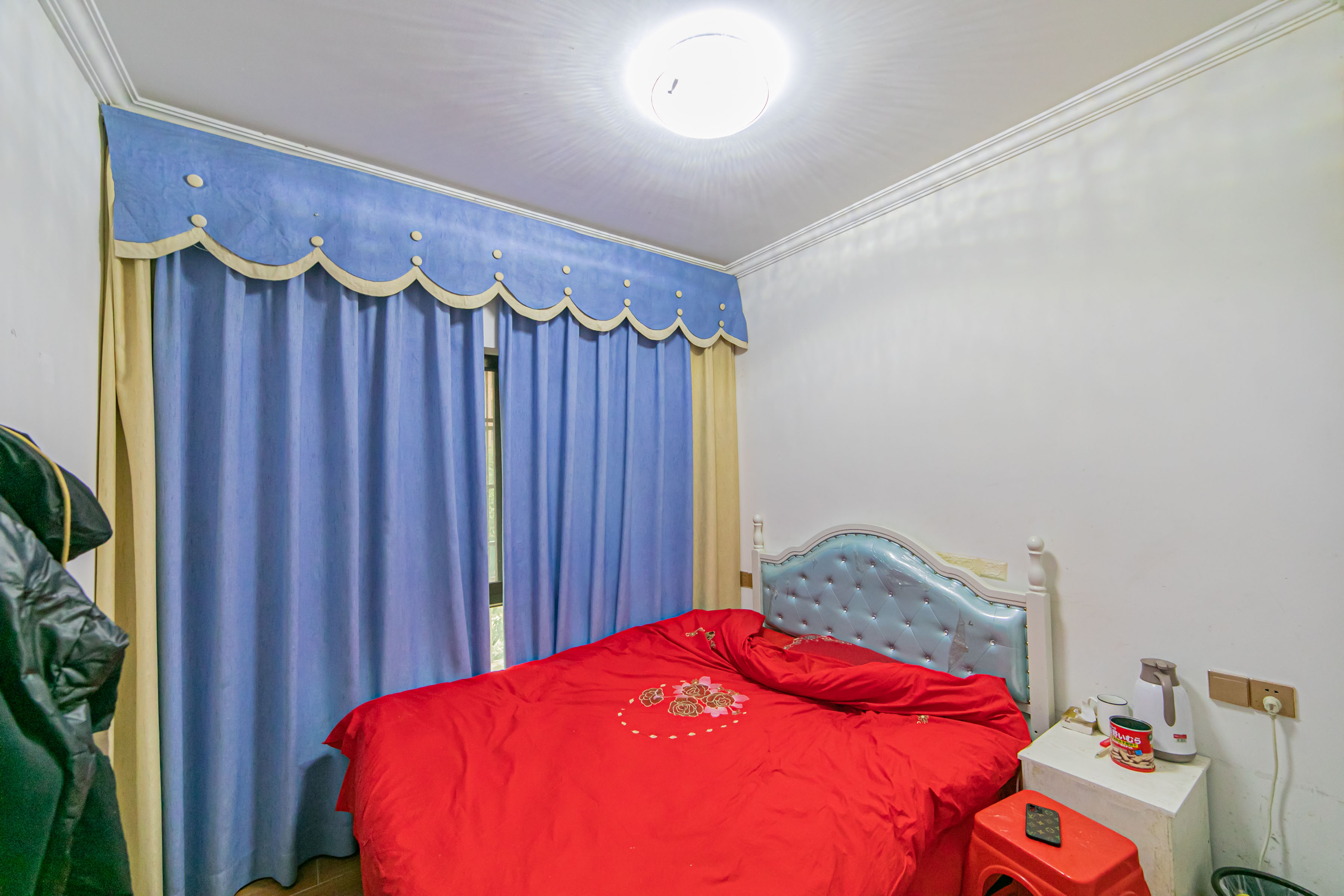 家和院  4室2厅1卫    80.0万卧室