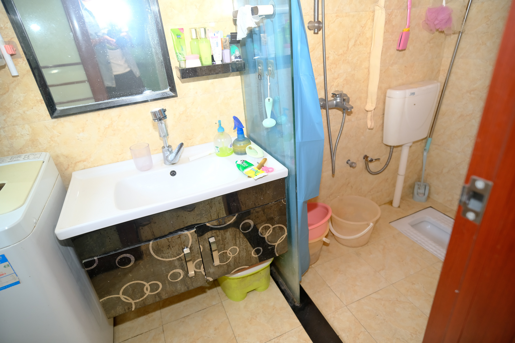 湘绣城 2室1厅1卫 39.80万 湘绣城 2室1厅1卫 39.80万卫生间