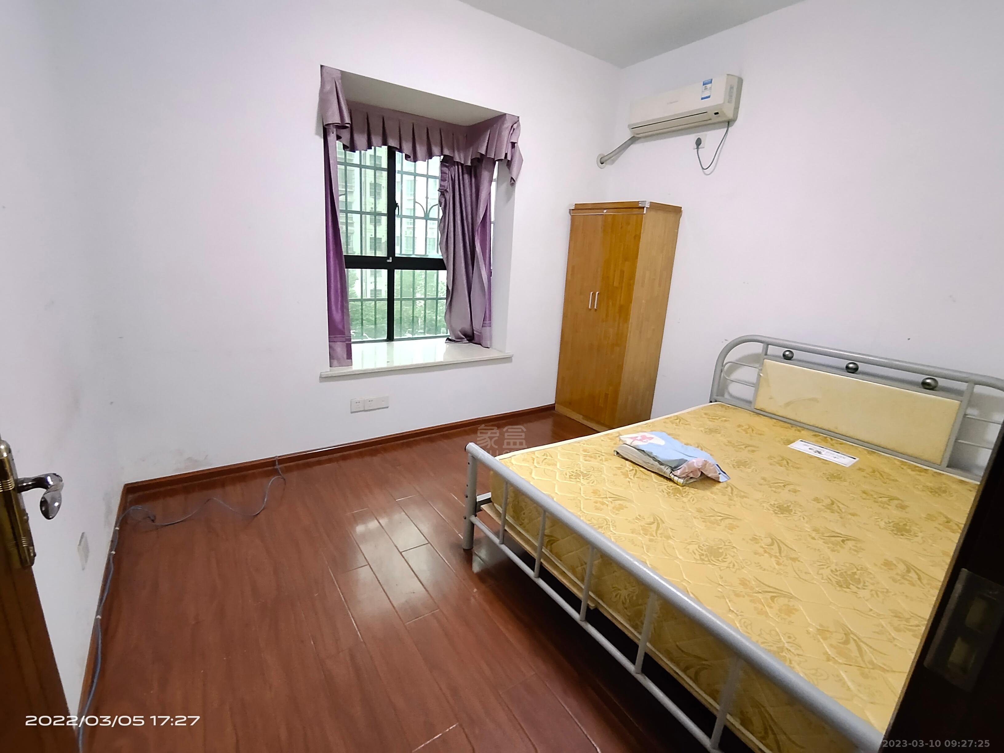 荷塘嘉苑 4室2厅2卫 2500.00元/月 荷塘嘉苑 4室2厅2卫 2500.00元/月室内图