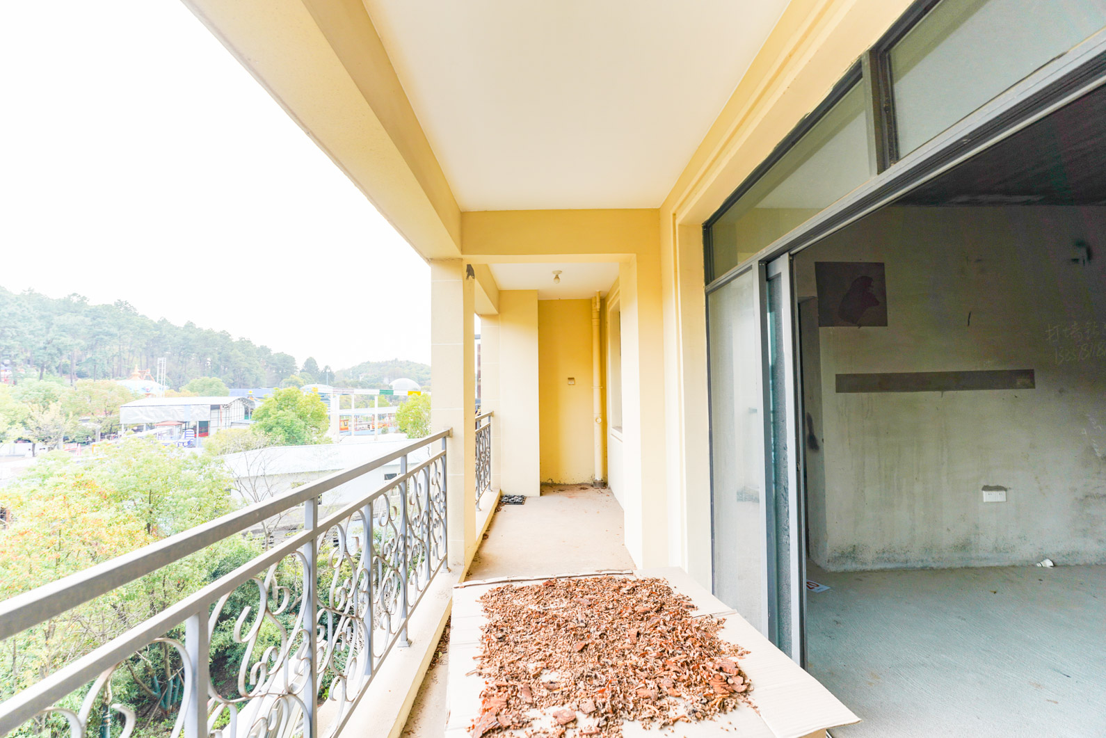 五矿万境园 4室2厅2卫 160.00万 五矿万境园 4室2厅2卫 160.00万阳台