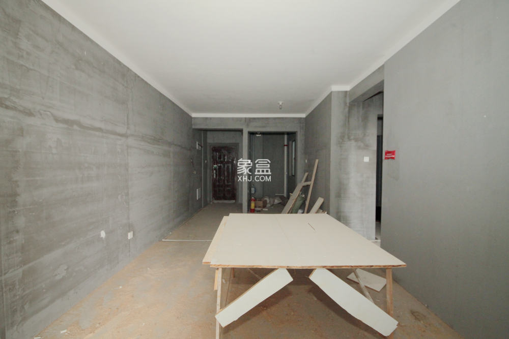 华润置地广场二期  3室2厅2卫    72.0万