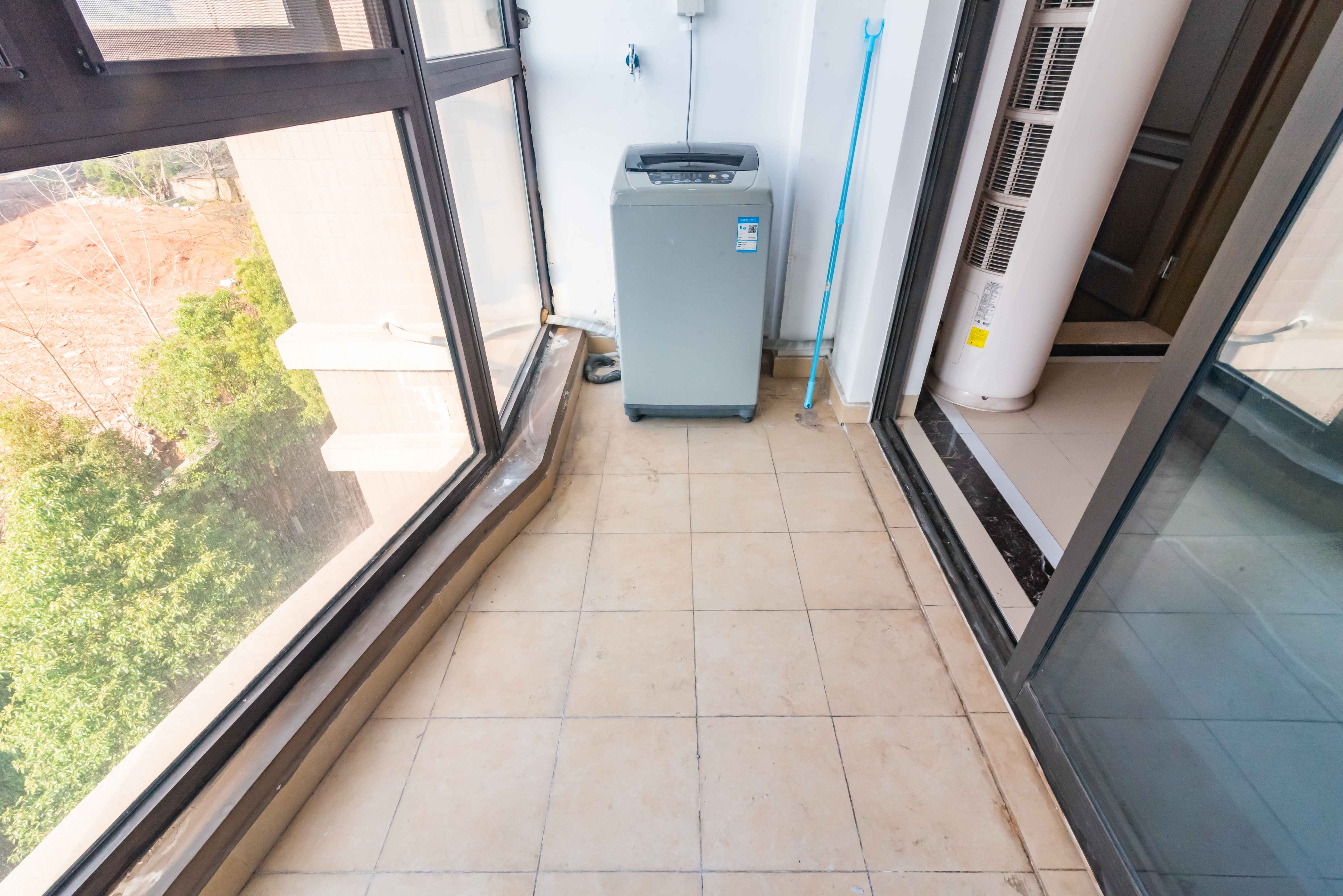 旺德府恺悦国际 3室2厅1卫 69.80万 旺德府恺悦国际 3室2厅1卫 69.80万阳台