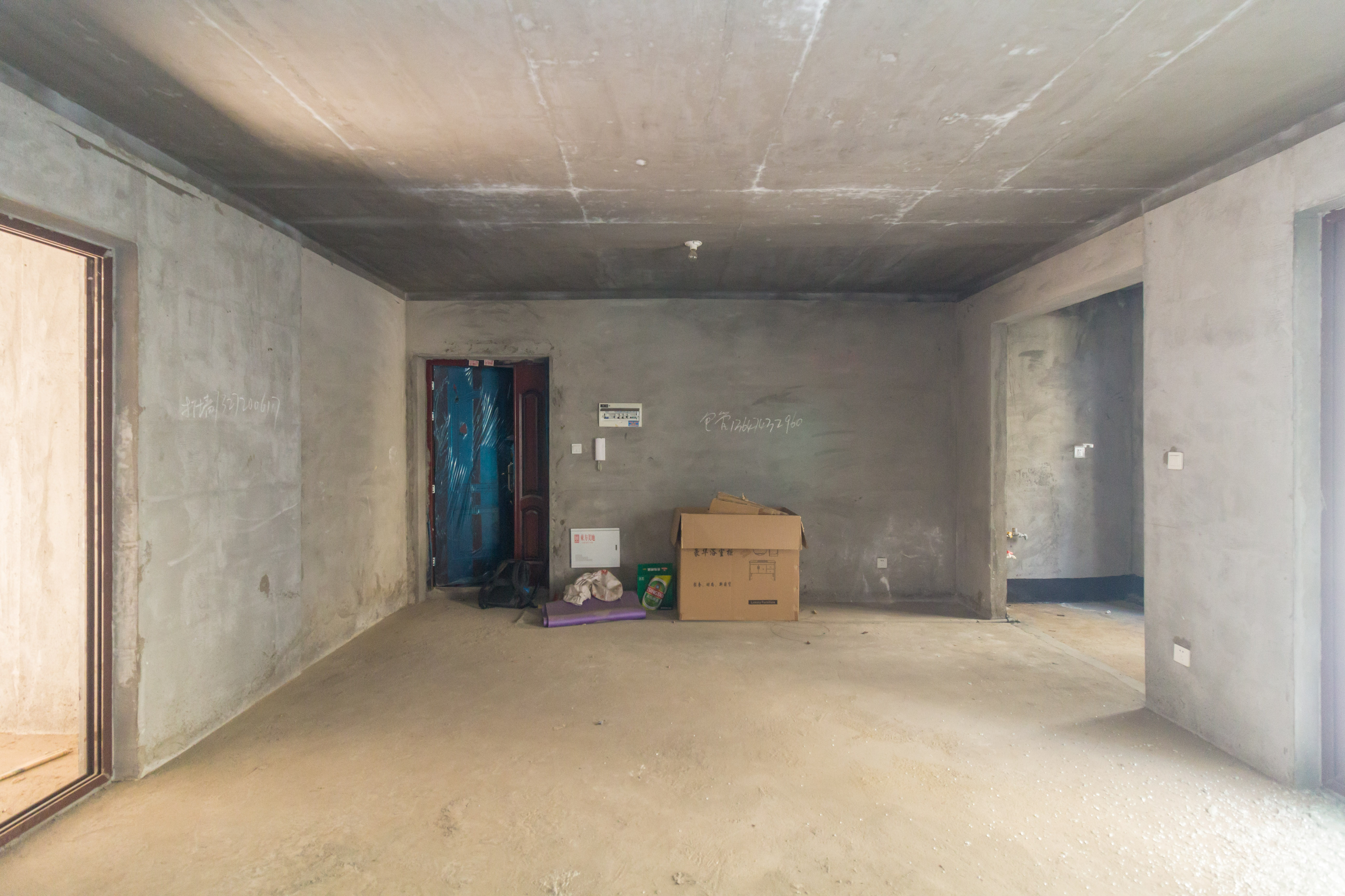 东方美地  3室2厅2卫    73.8万其他