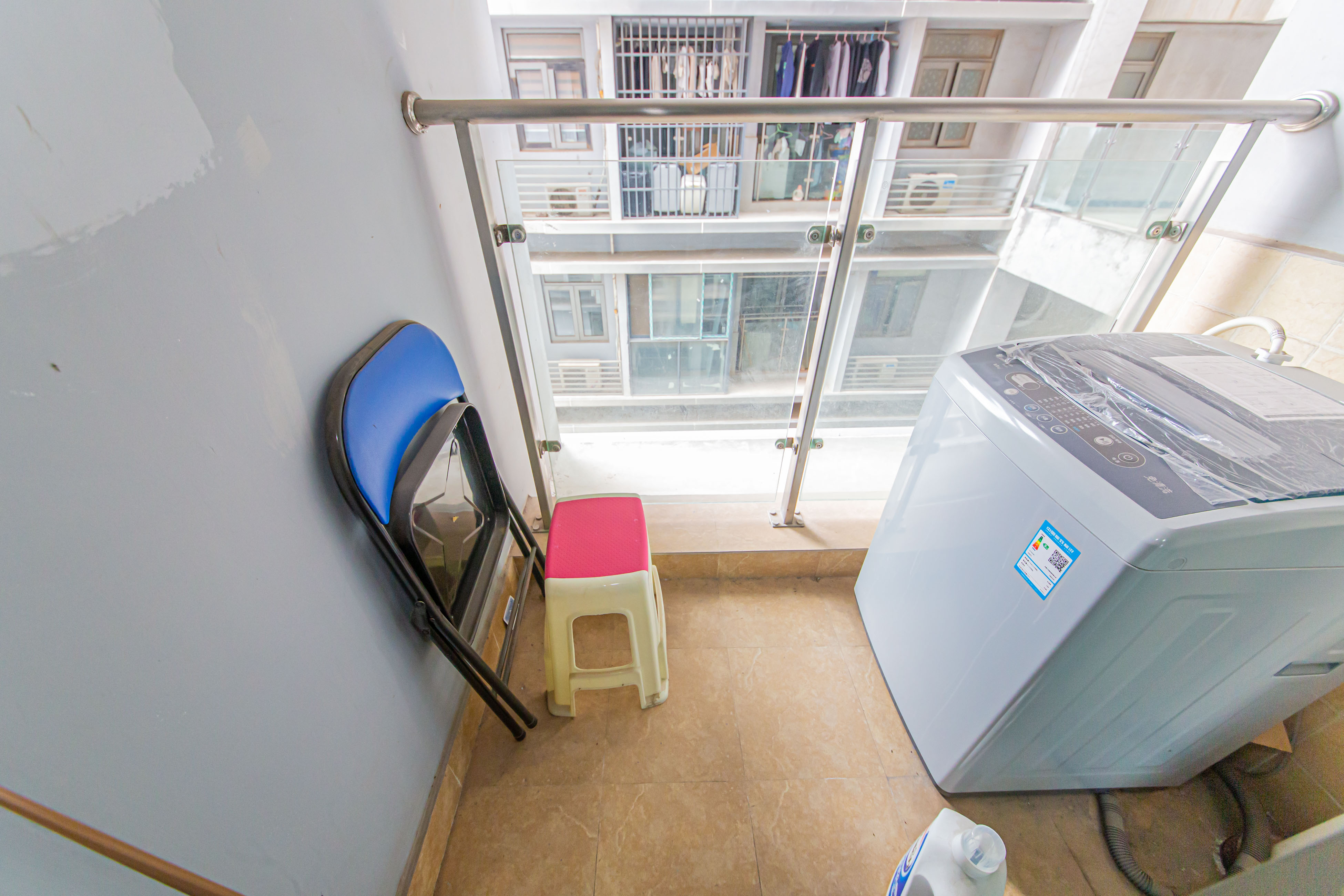 环宇天地、中海地产(中信城市广场二期) 1室1厅1卫 19.00万 环宇天地、中海地产(中信城市广场二期) 1室1厅1卫 19.00万阳台