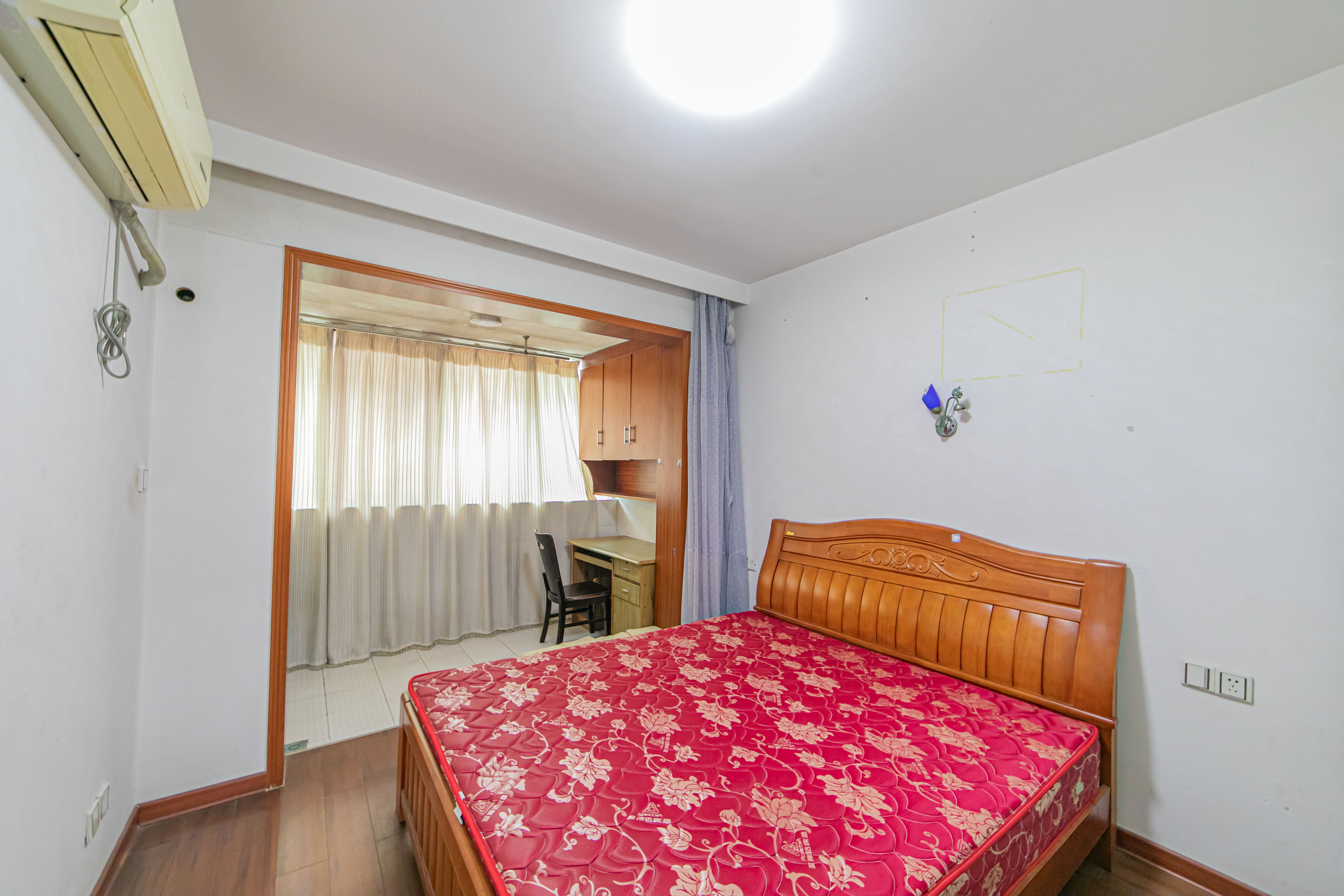 茶叶大市场“山水茗园” 2室2厅1卫 32.80万 茶叶大市场“山水茗园” 2室2厅1卫 32.80万卧室