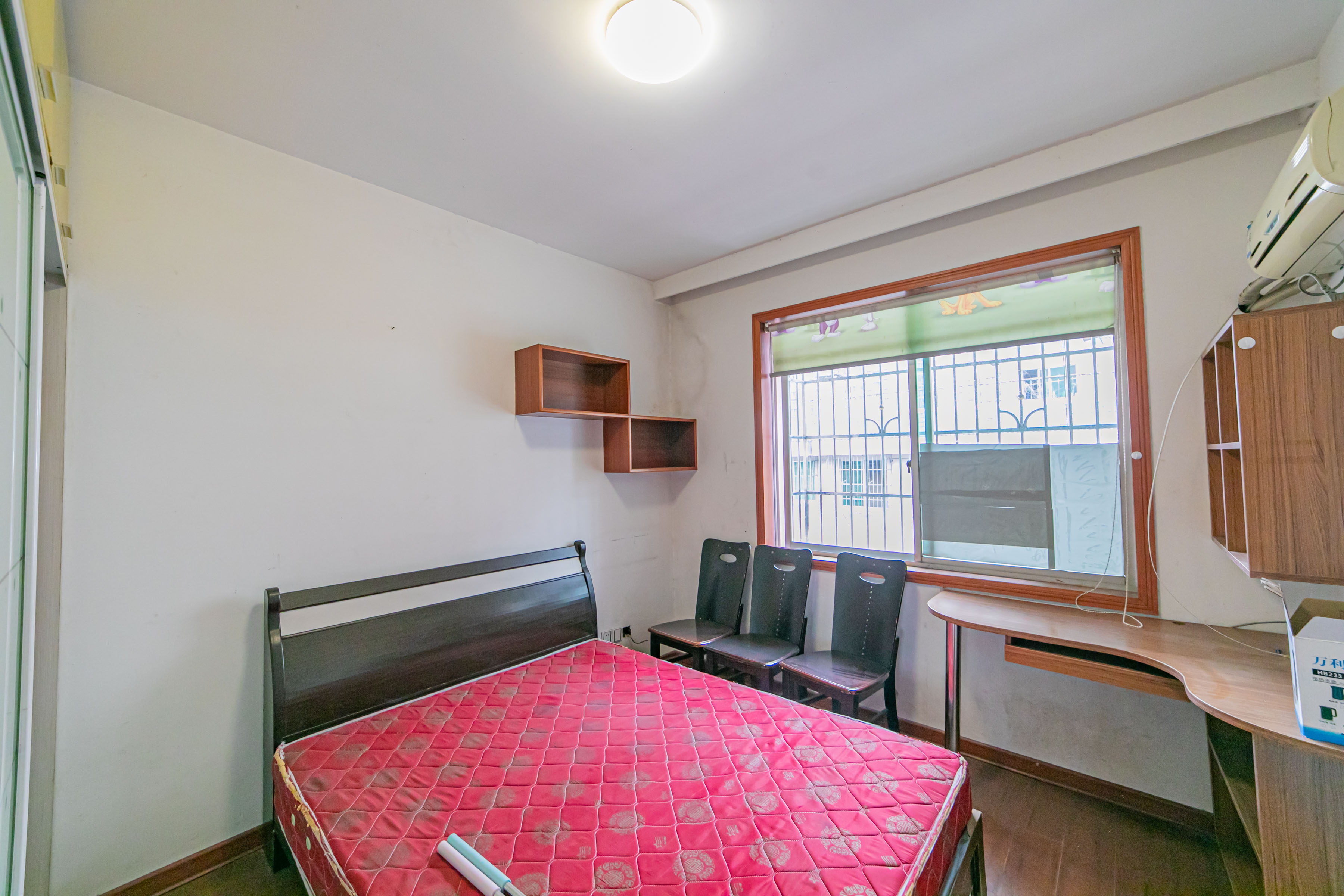 茶叶大市场“山水茗园” 2室2厅1卫 32.80万 茶叶大市场“山水茗园” 2室2厅1卫 32.80万卧室