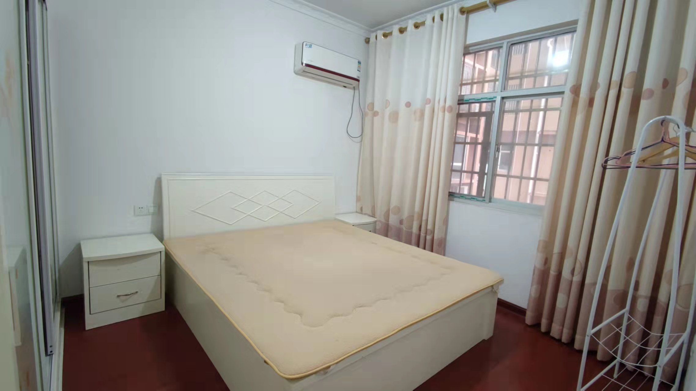 科技创新大厦 3室2厅2卫 2200.00元/月 科技创新大厦 3室2厅2卫 2200.00元/月室内图