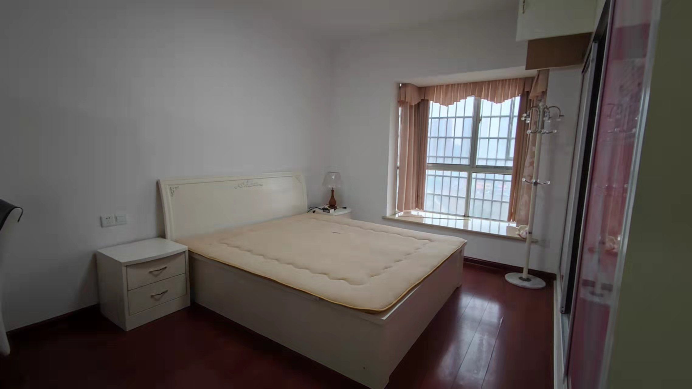 科技创新大厦 3室2厅2卫 2200.00元/月 科技创新大厦 3室2厅2卫 2200.00元/月室内图