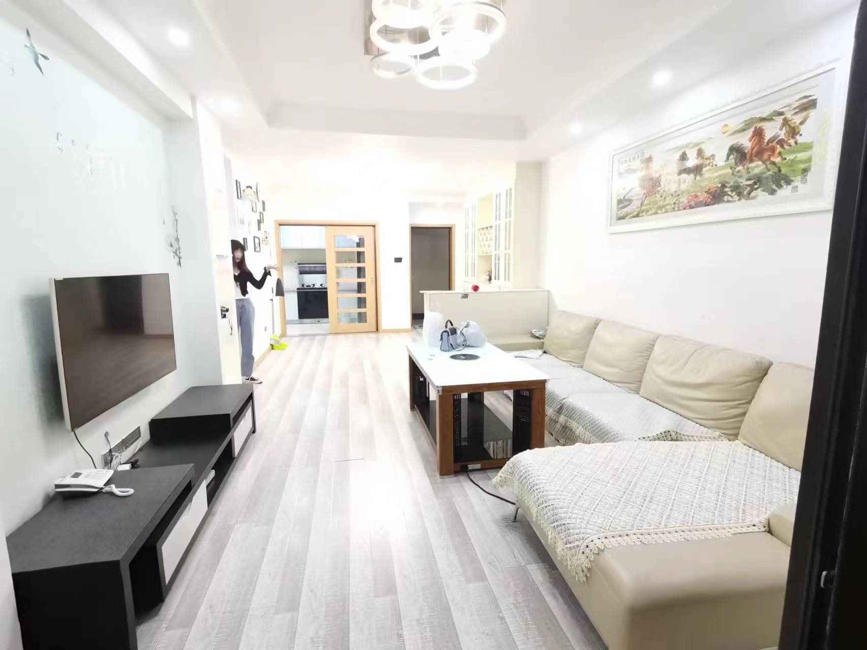 美的林城时代  0室0厅0卫   3500.00元/月室内图