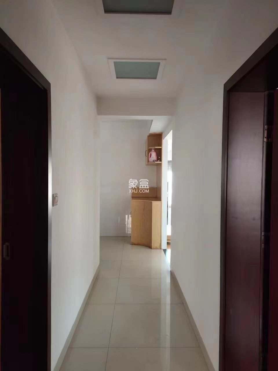 碧野华庭  3室2厅2卫   57.00万 碧野华庭  3室2厅2卫   57.00万室内图