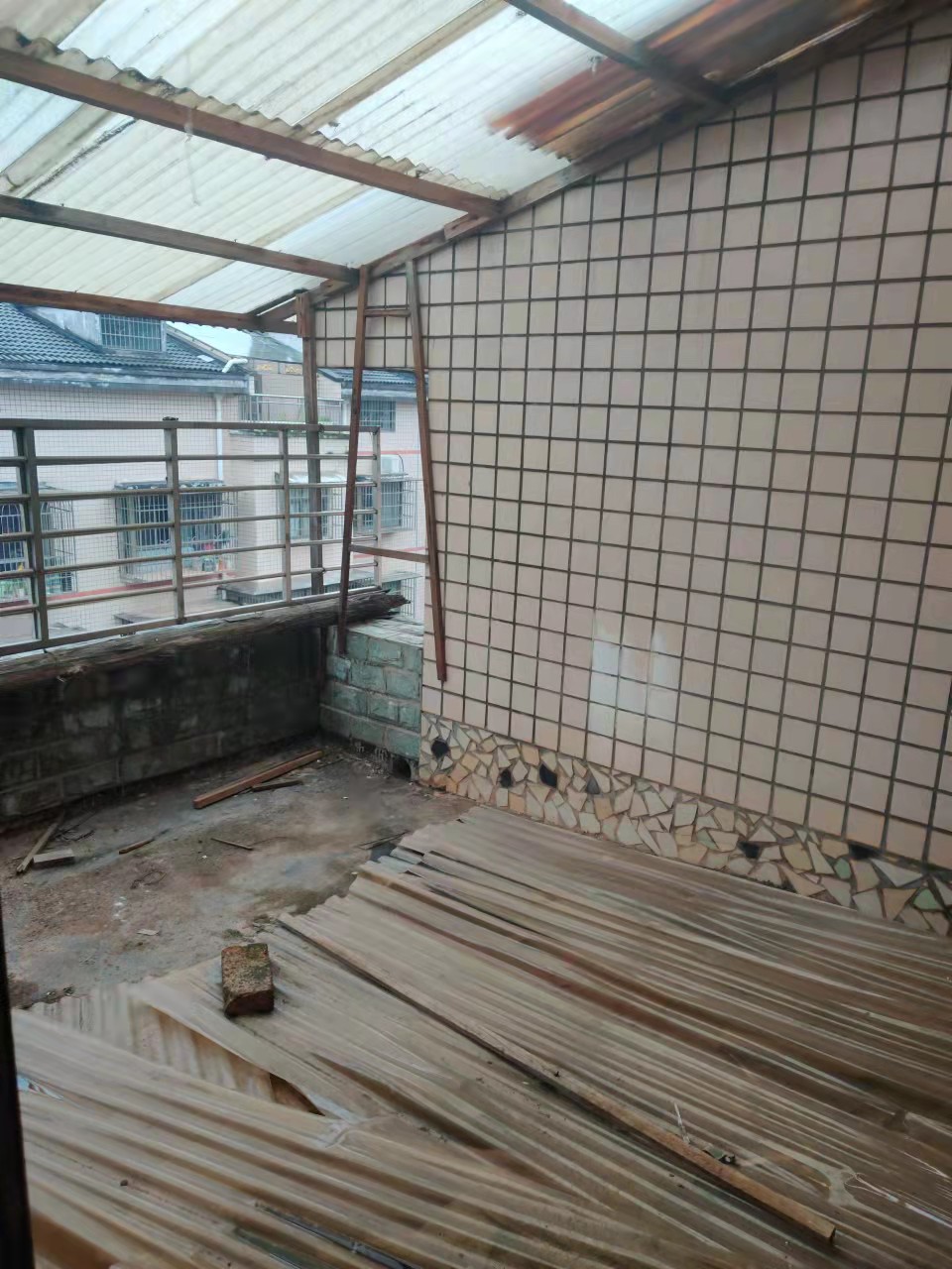 江南世家  4室2厅2卫   49.80万 江南世家  4室2厅2卫   49.80万室内图