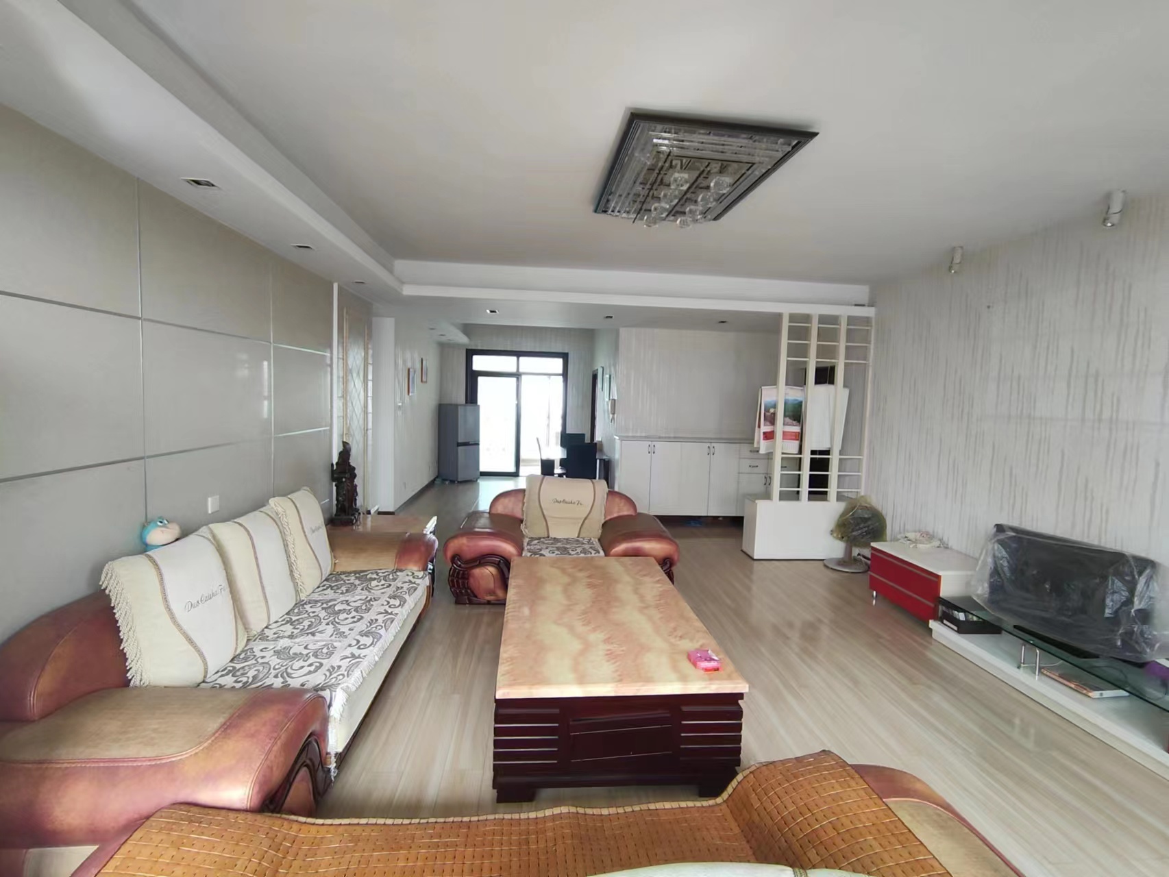 地税新村 4室2厅2卫 97.0万 地税新村 4室2厅2卫 97.0万室内图