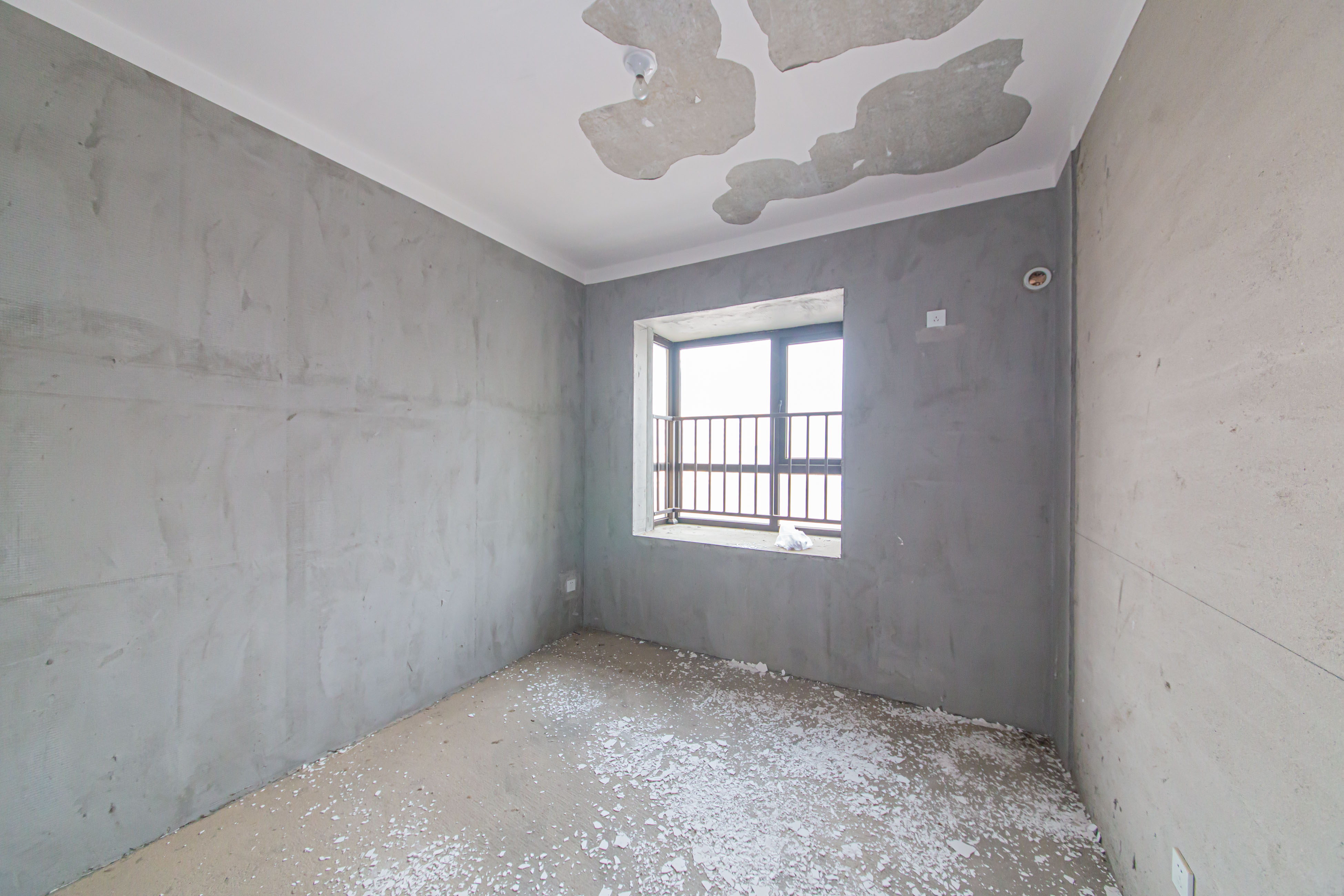 北辰中央公园C区  4室2厅2卫   141.00万卧室