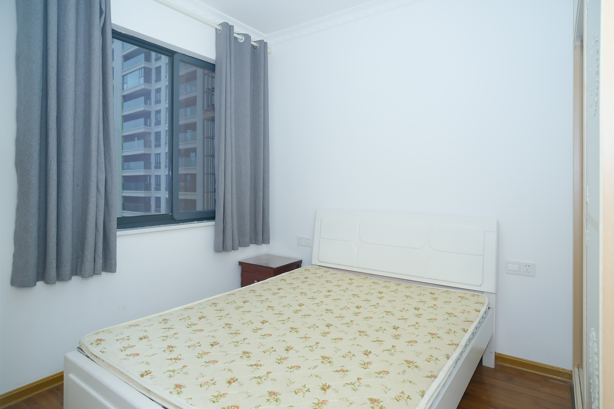 锦绣兰亭 2室2厅2卫 54.80万 锦绣兰亭 2室2厅2卫 54.80万卧室