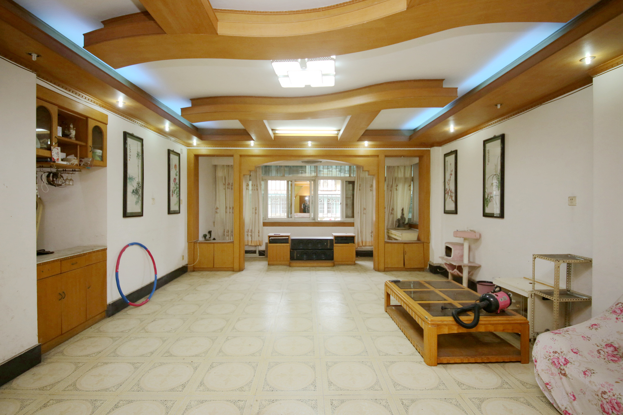 火星信用社宿舍  3室2厅2卫   61.00万客厅