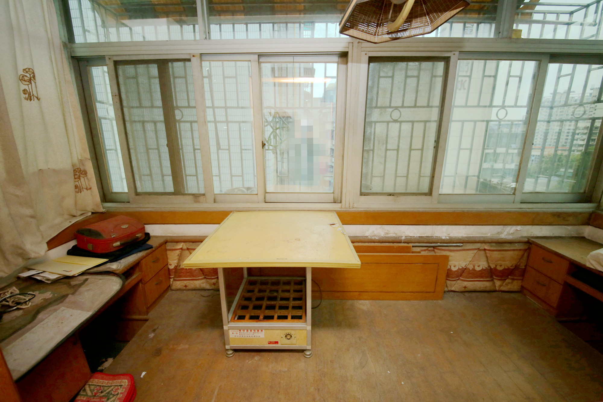 火星信用社宿舍  3室2厅2卫   61.00万阳台