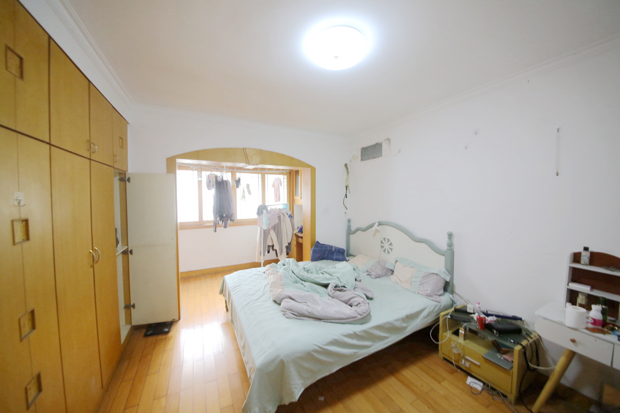 骆家坝小区  2室2厅1卫   52.00万卧室