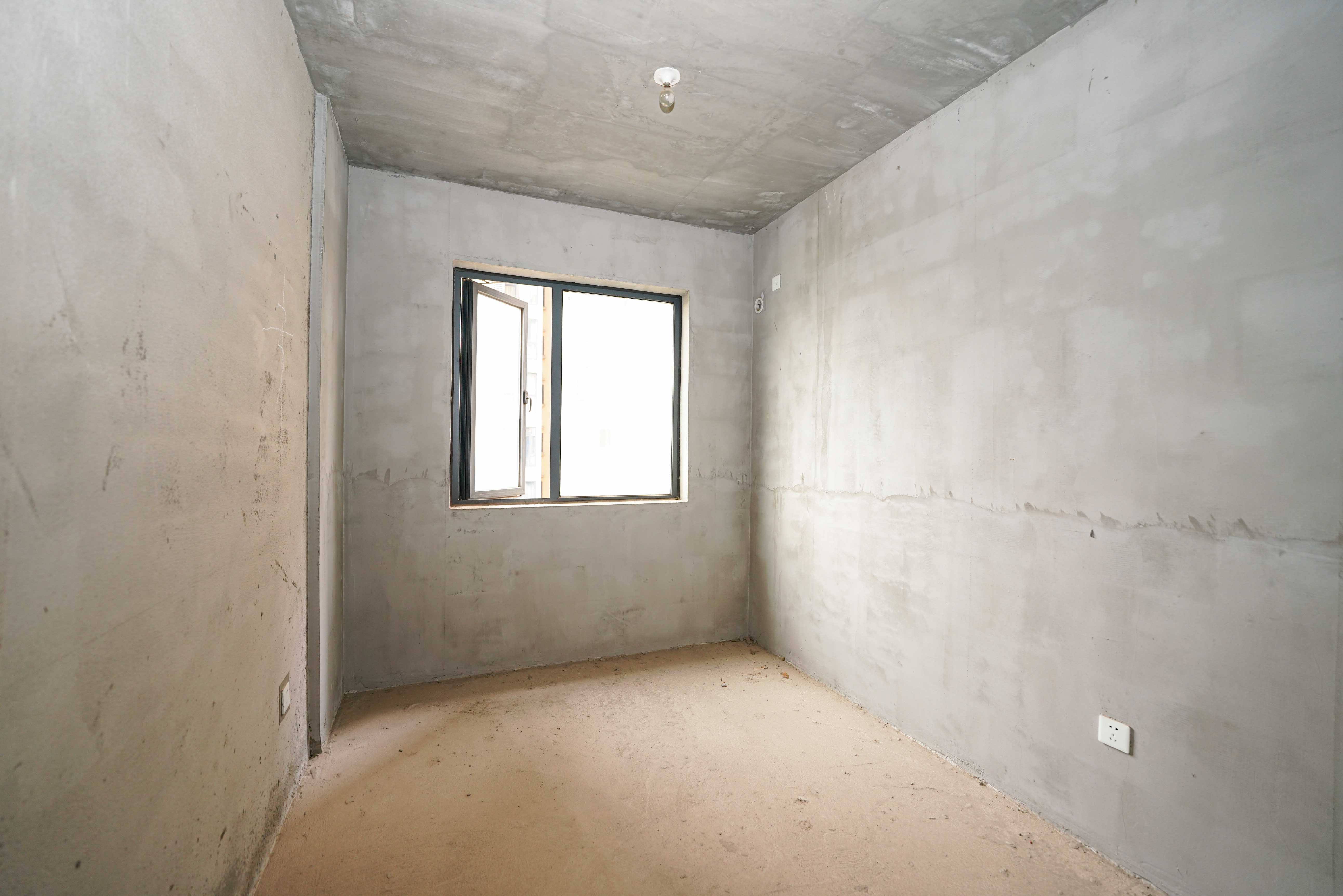 中建嘉和城  3室2厅1卫   85.00万卧室