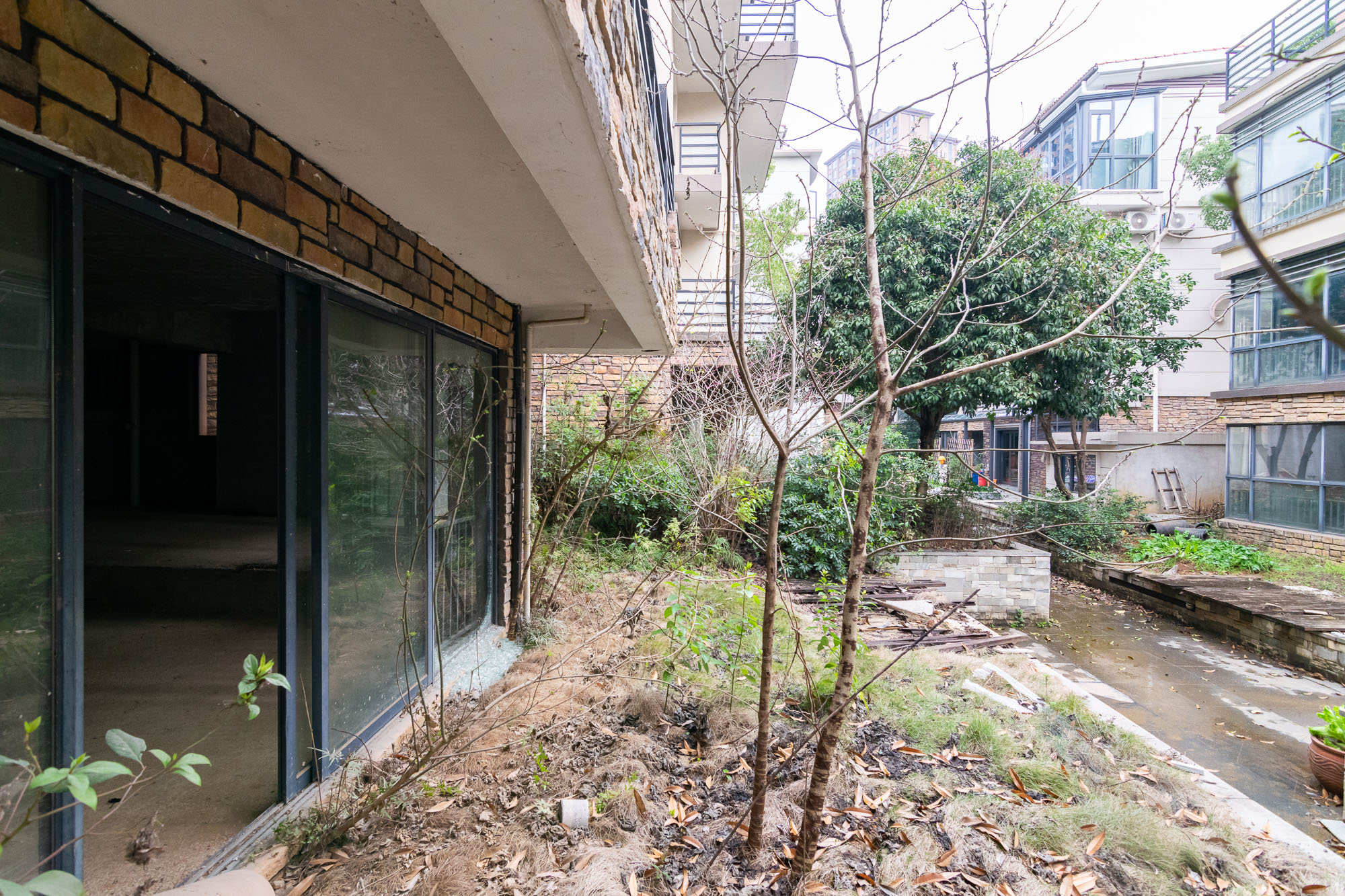 朗诗麓岛 6室3厅3卫 278.00万 朗诗麓岛 6室3厅3卫 278.00万其他