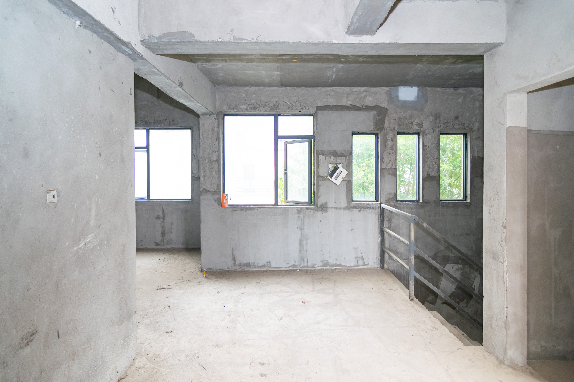 朗诗麓岛 6室3厅3卫 278.00万 朗诗麓岛 6室3厅3卫 278.00万其他