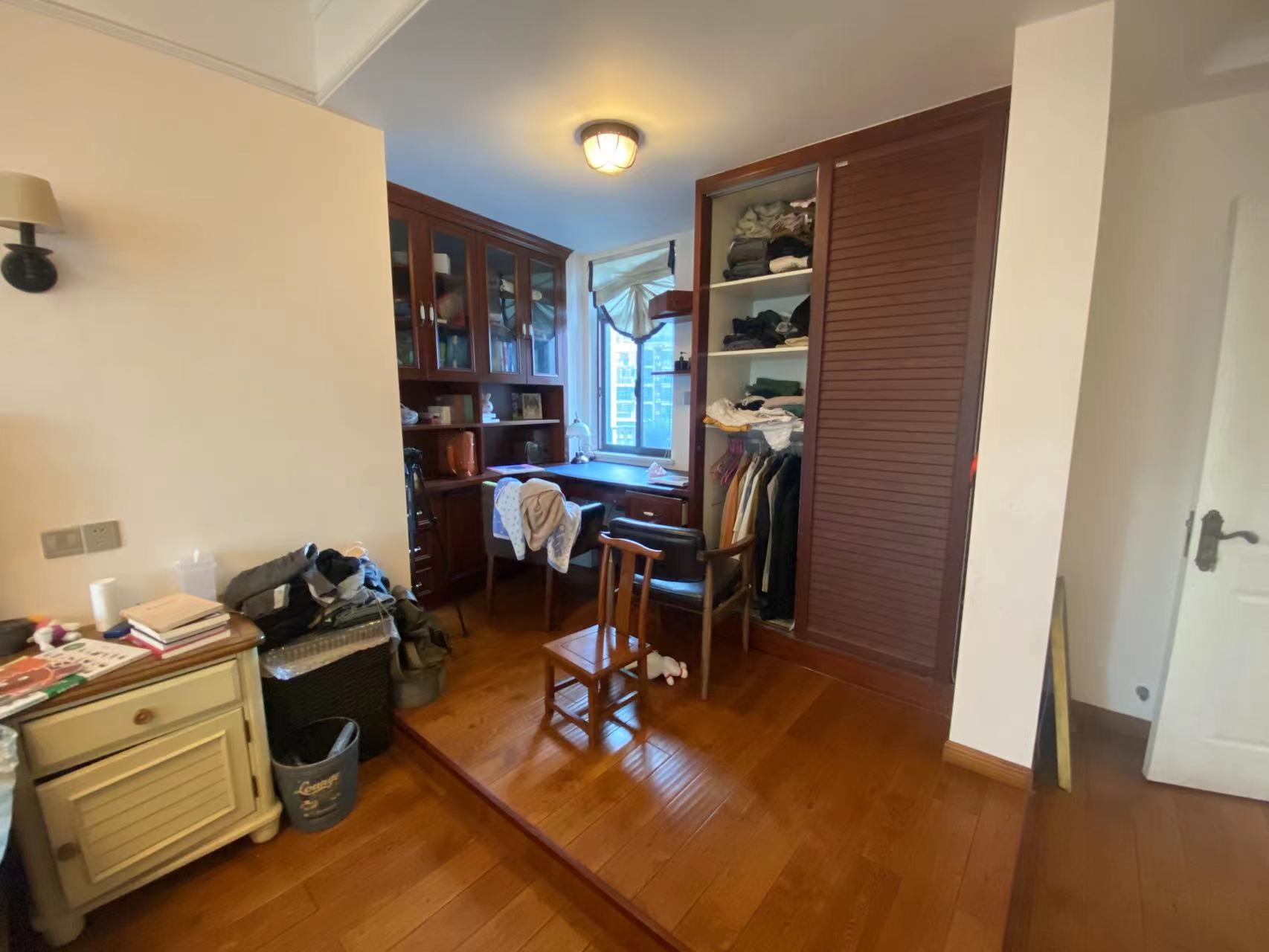 中央皇庭  3室2厅2卫    83.8万室内图