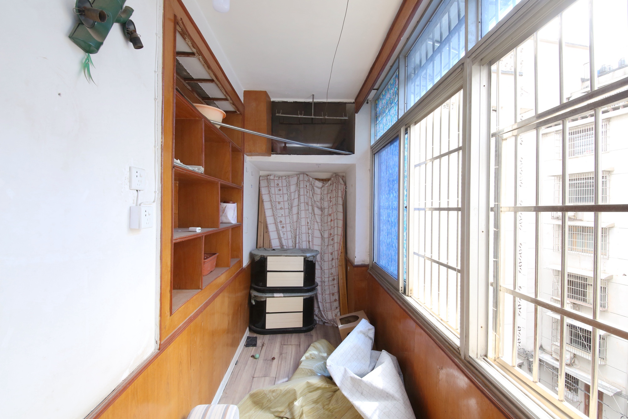 铜铝厂宿舍（居仁里11号）  0室0厅0卫   44.00万阳台