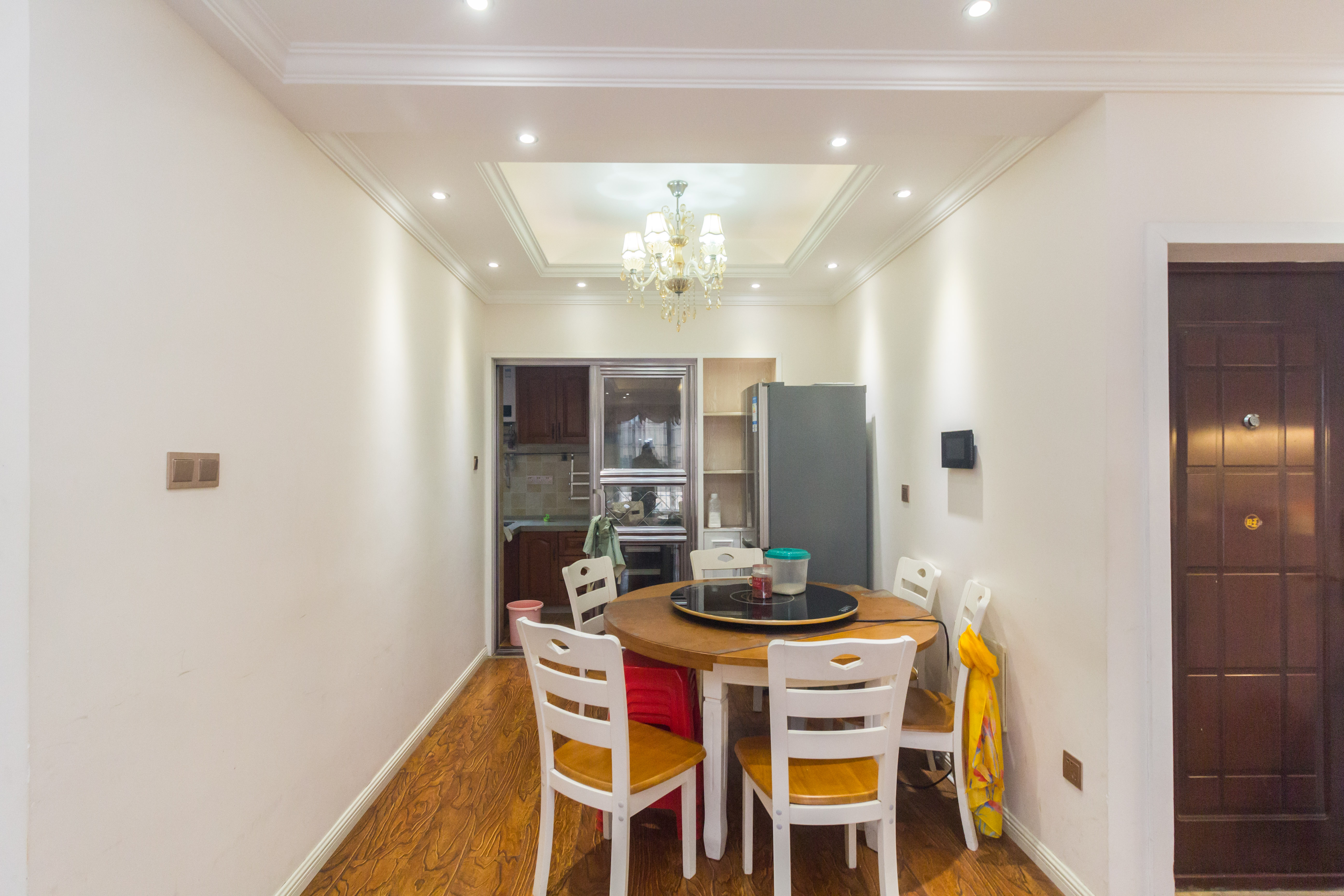 昌和商业中心/昌和国际 3室2厅1卫 89.65万 昌和商业中心/昌和国际 3室2厅1卫 89.65万客厅