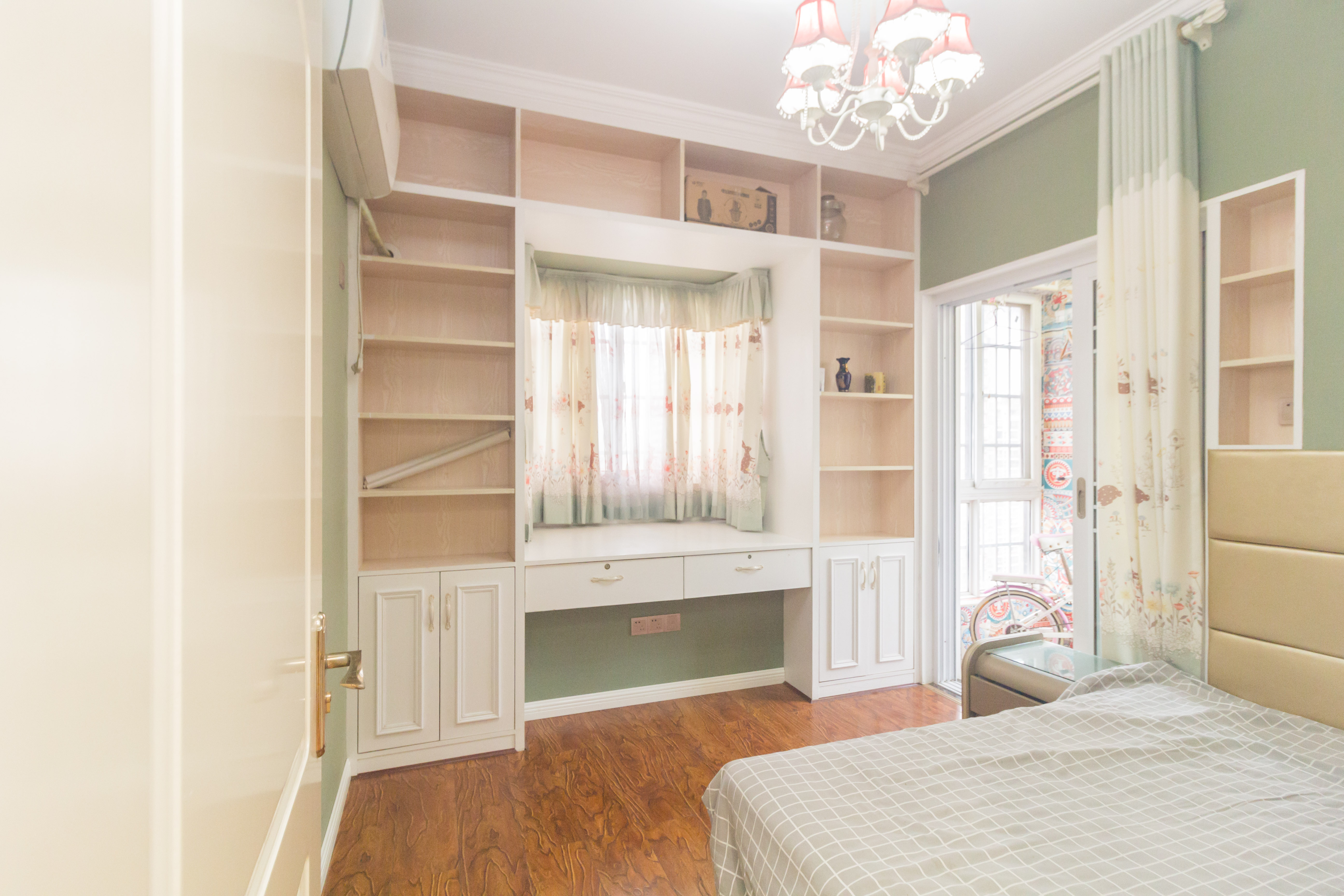 昌和商业中心/昌和国际 3室2厅1卫 89.65万 昌和商业中心/昌和国际 3室2厅1卫 89.65万卧室