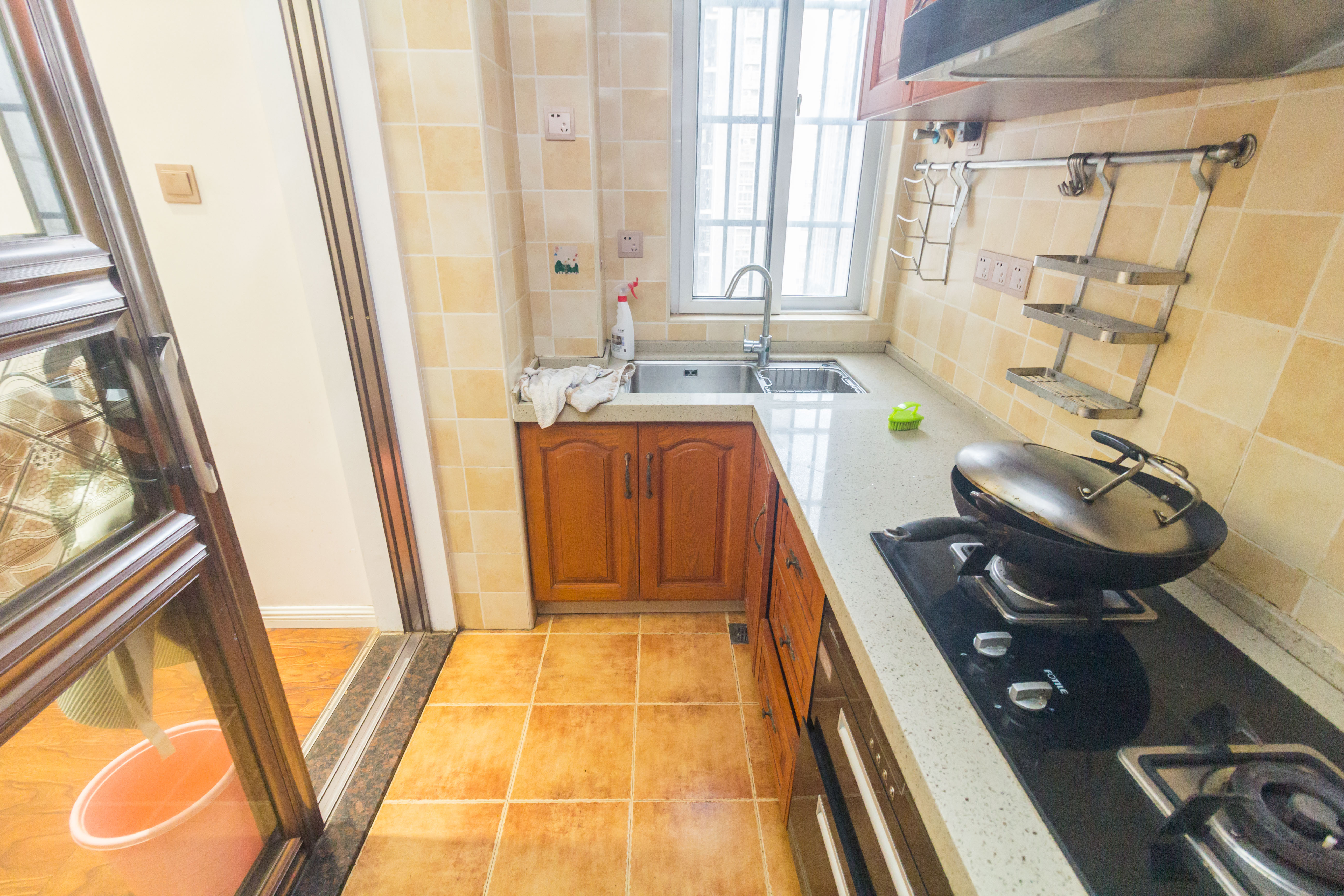 昌和商业中心/昌和国际 3室2厅1卫 89.65万 昌和商业中心/昌和国际 3室2厅1卫 89.65万厨房