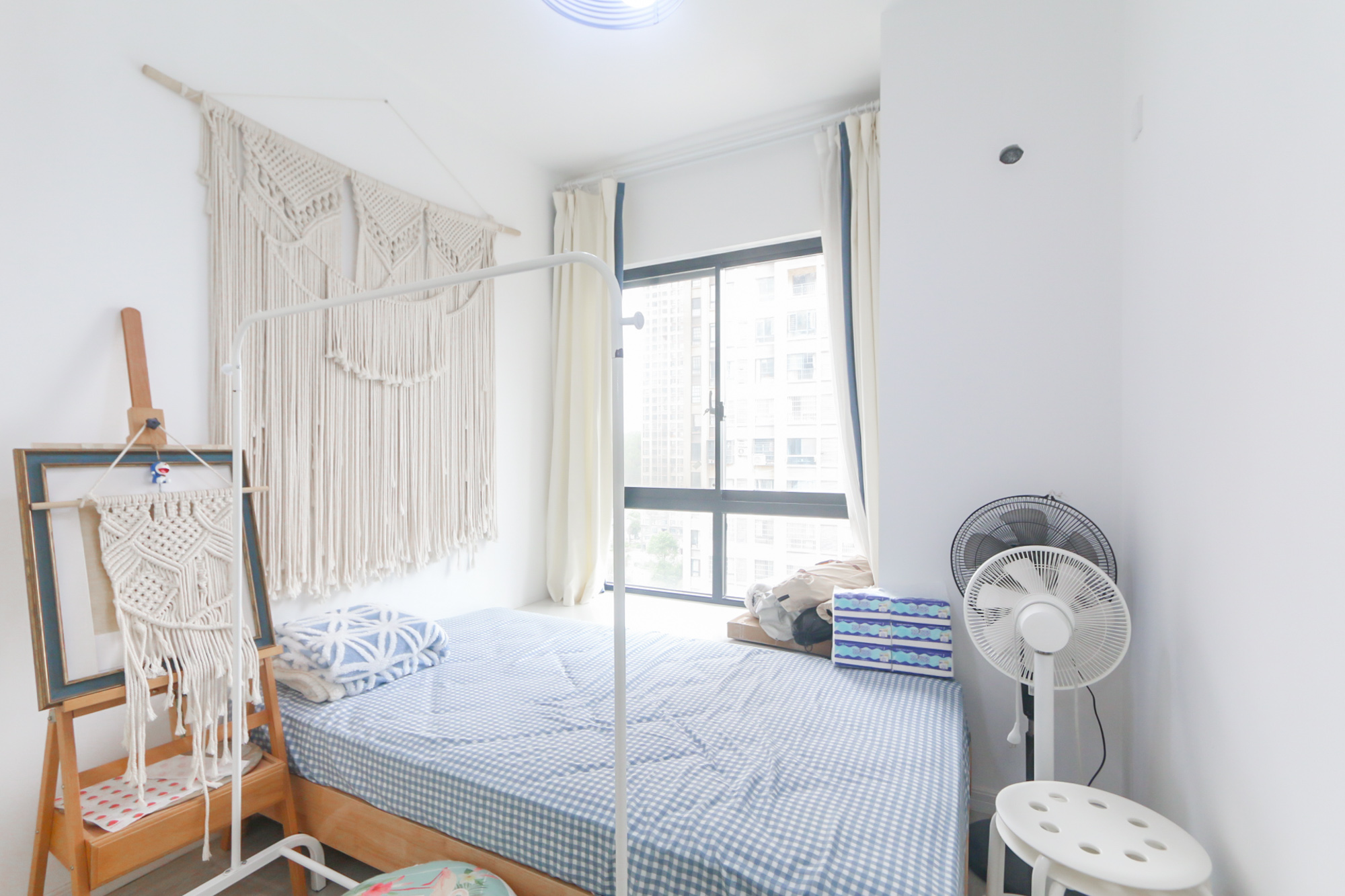 天麓尚层  3室2厅2卫    116.8万卧室