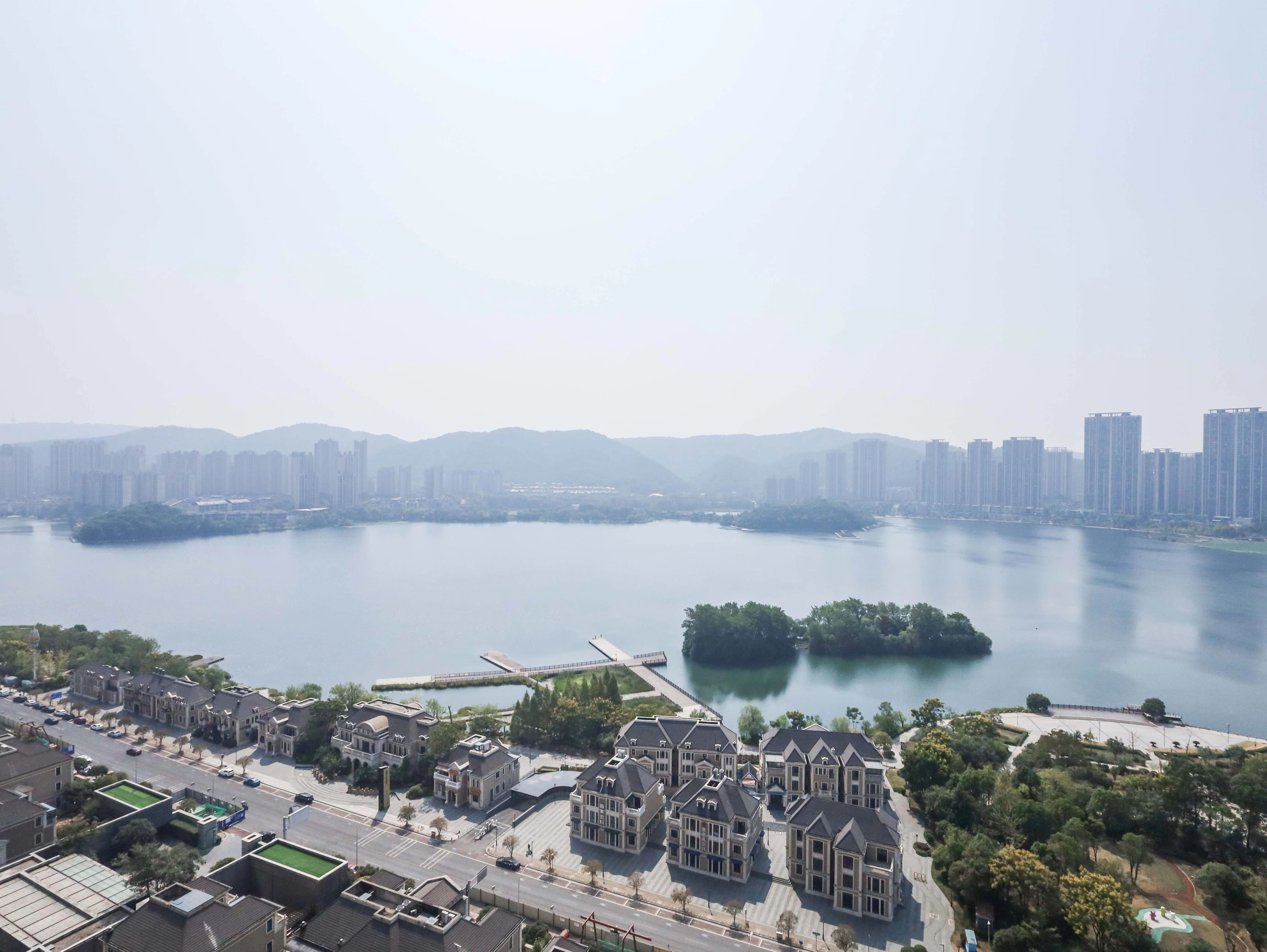达美溪湖湾  4室2厅2卫    420.0万其他