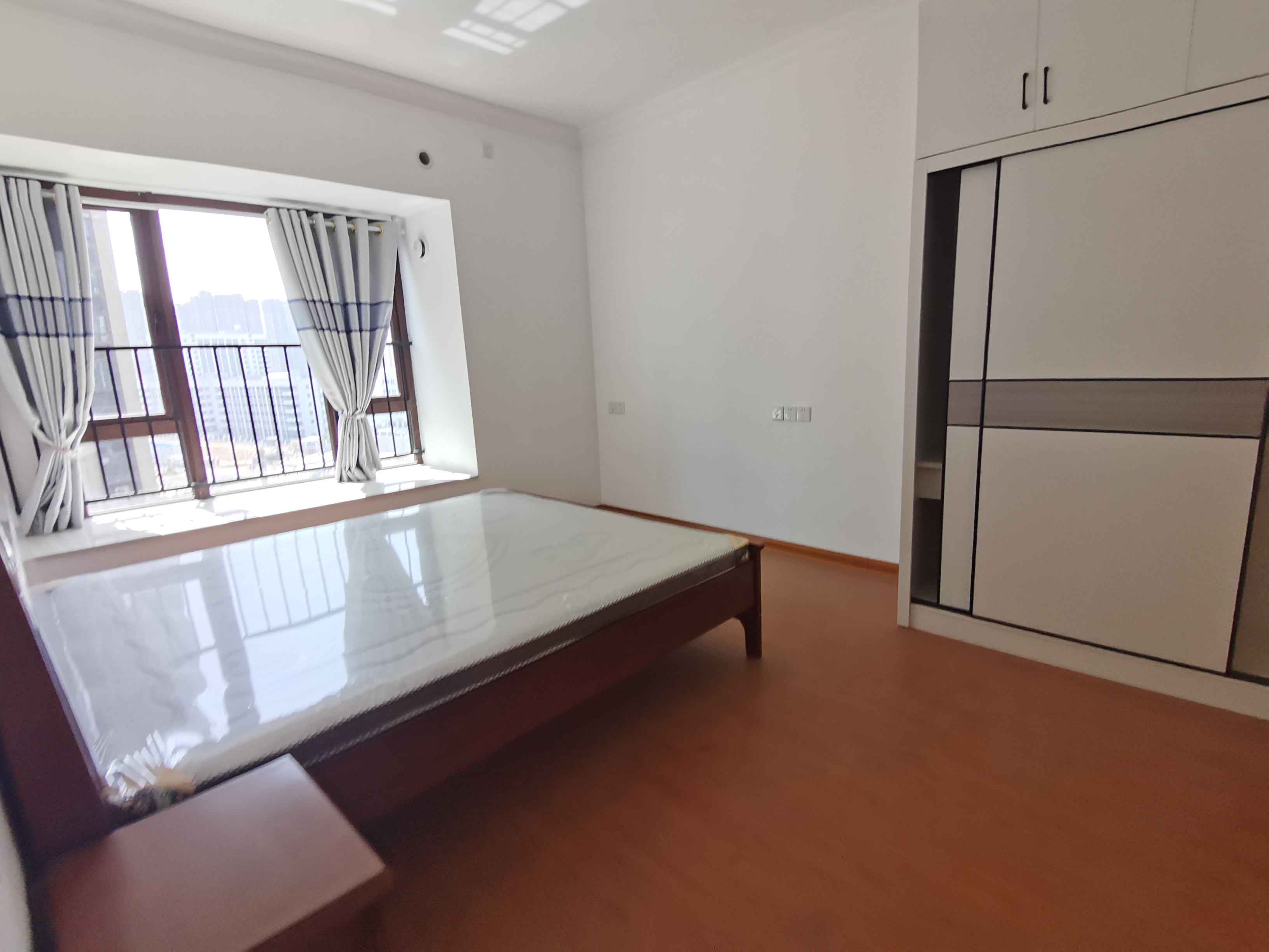 碧桂园麓府 3室2厅2卫 70.00万 碧桂园麓府 3室2厅2卫 70.00万室内图